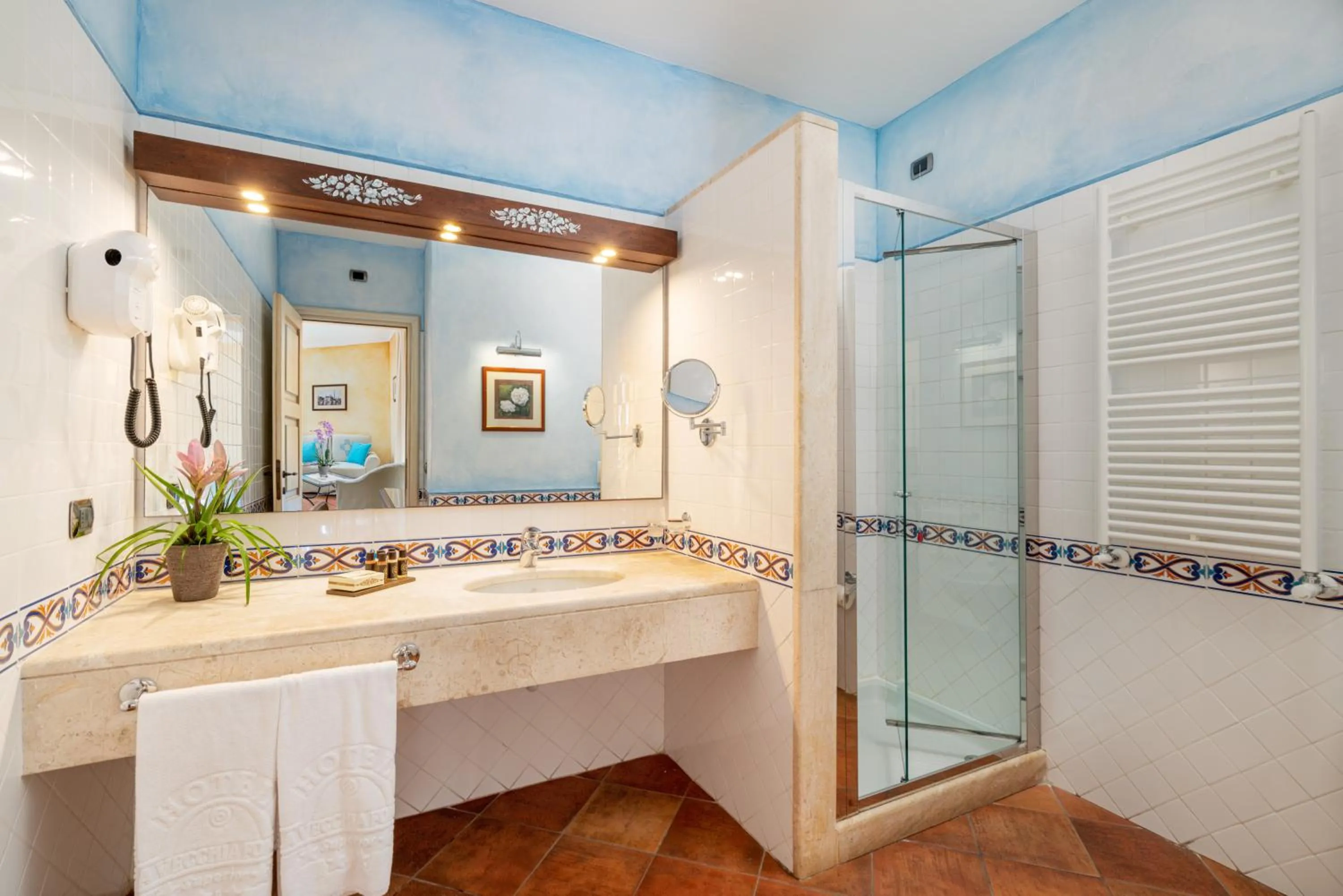Bathroom in La Vecchia Fonte Boutique Hotel