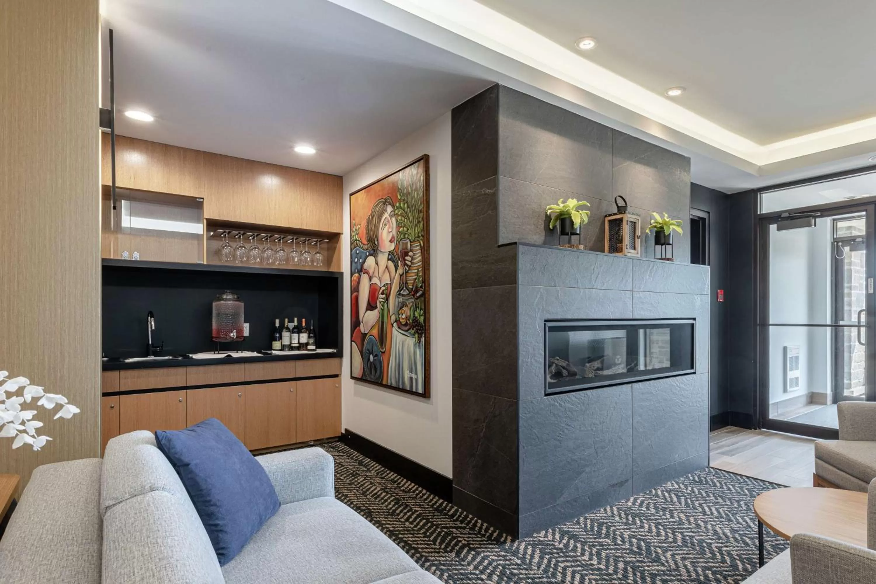 Lobby or reception in DoubleTree by Hilton Quebec Resort