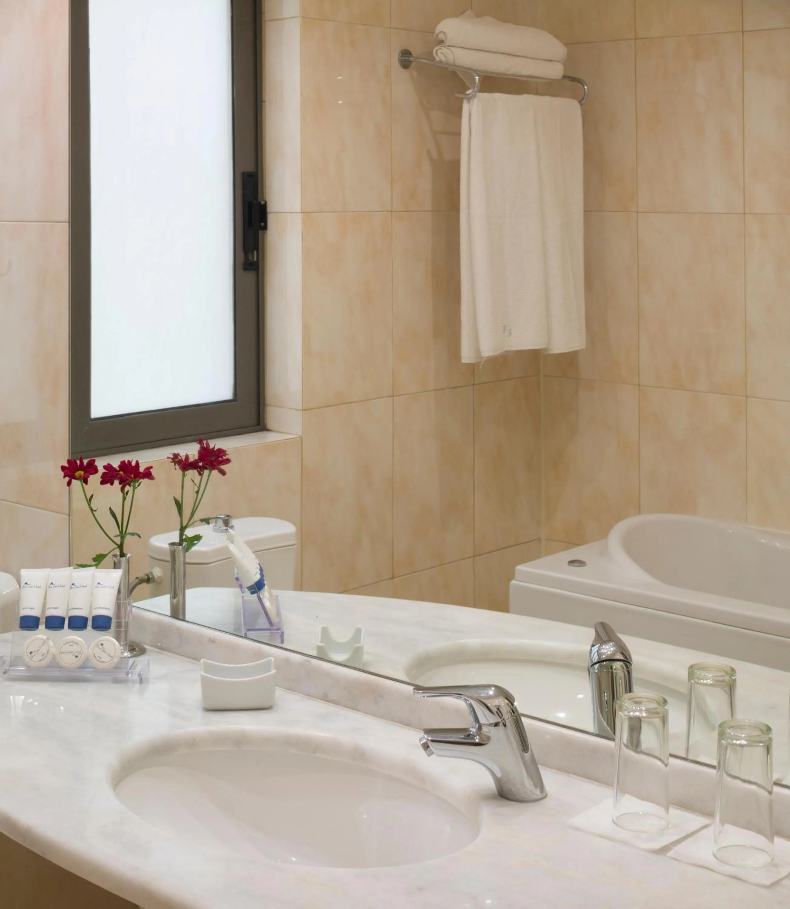 Bathroom in Blue Sea Hotel Alimos