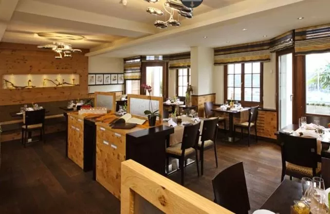 Restaurant/places to eat in See & Wellnesshotel Gerbi