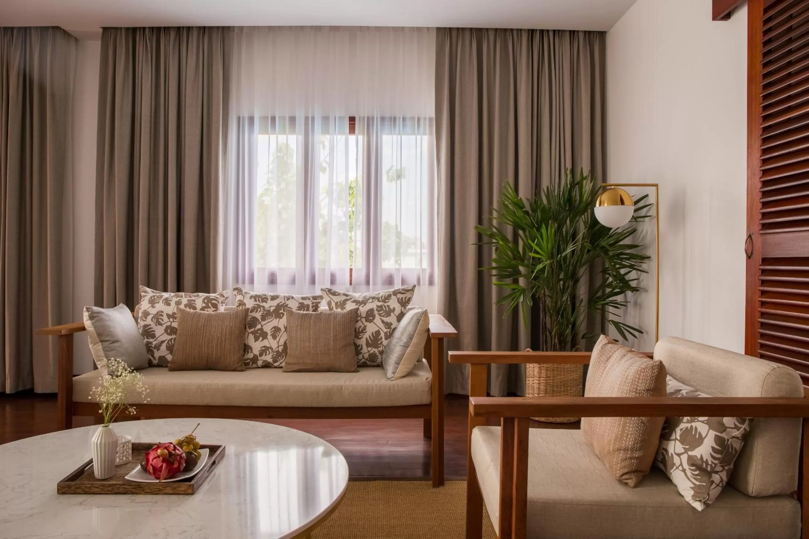 Seating area in Amanjaya Pancam Suites Hotel