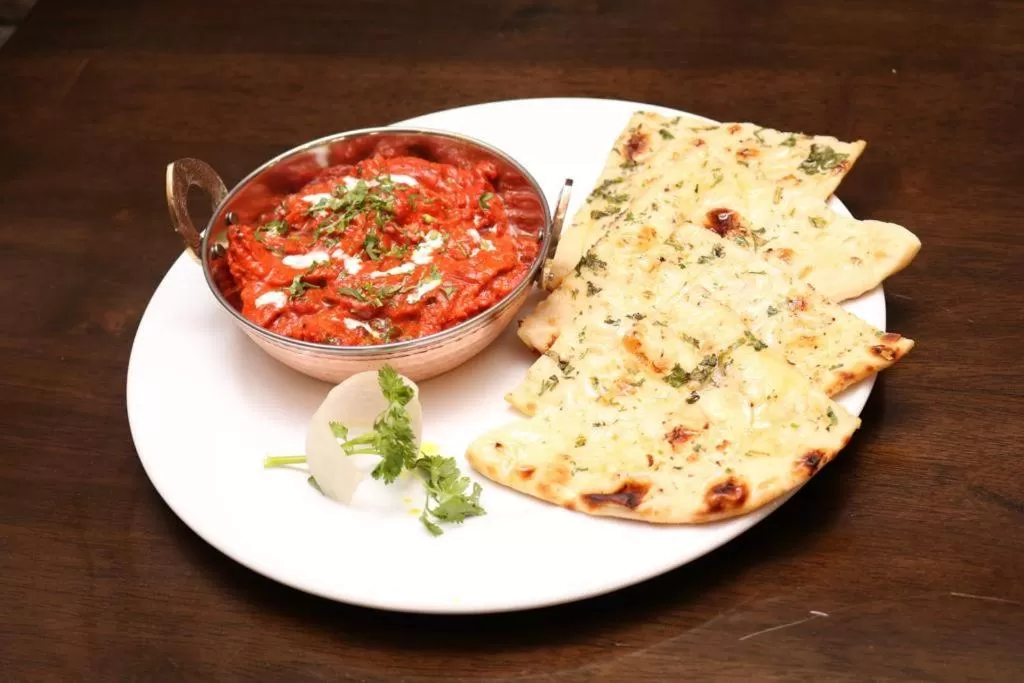 Restaurant/places to eat in Halfway Hotel