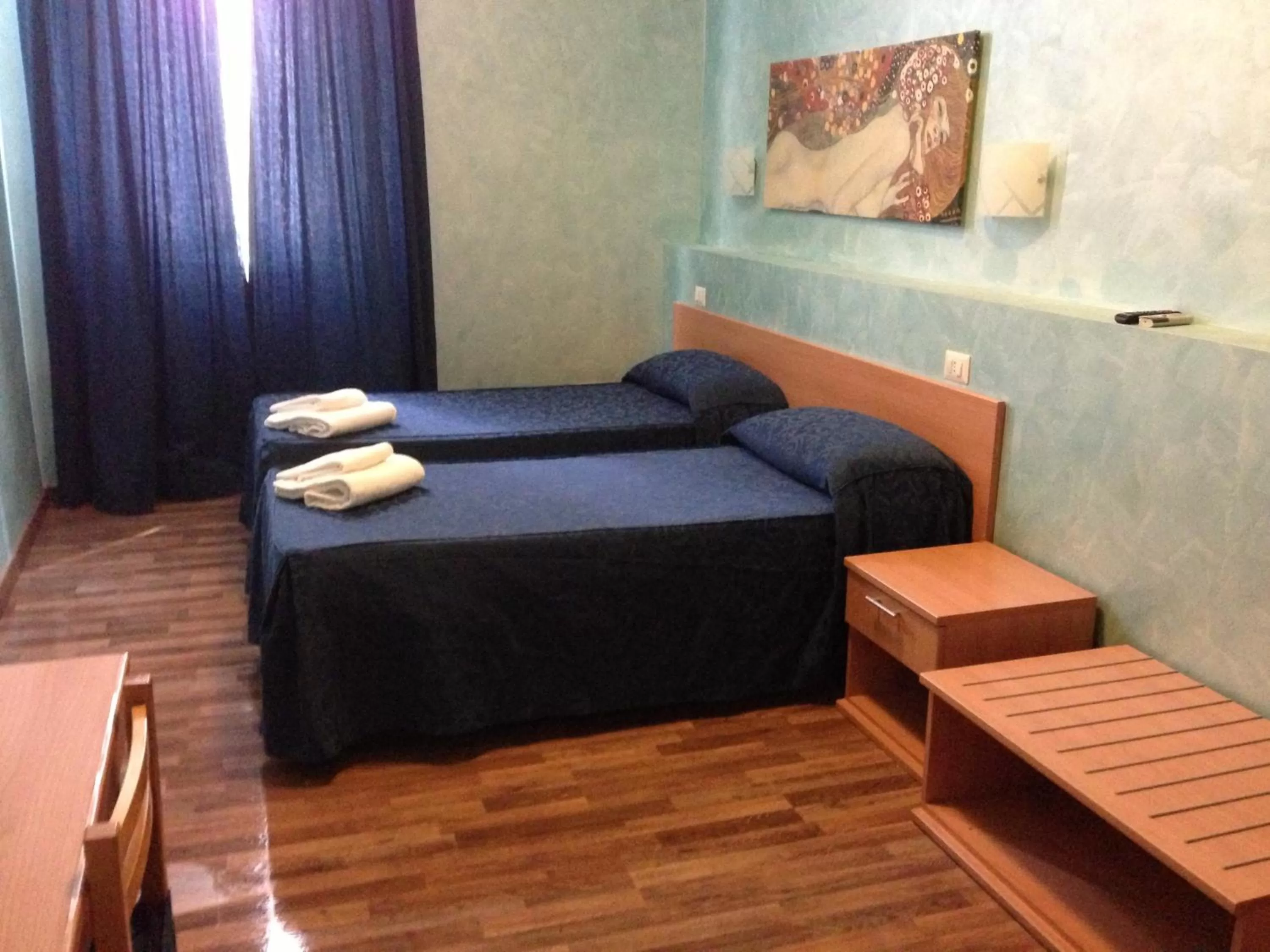 Photo of the whole room, Bed in Hotel Tokyo