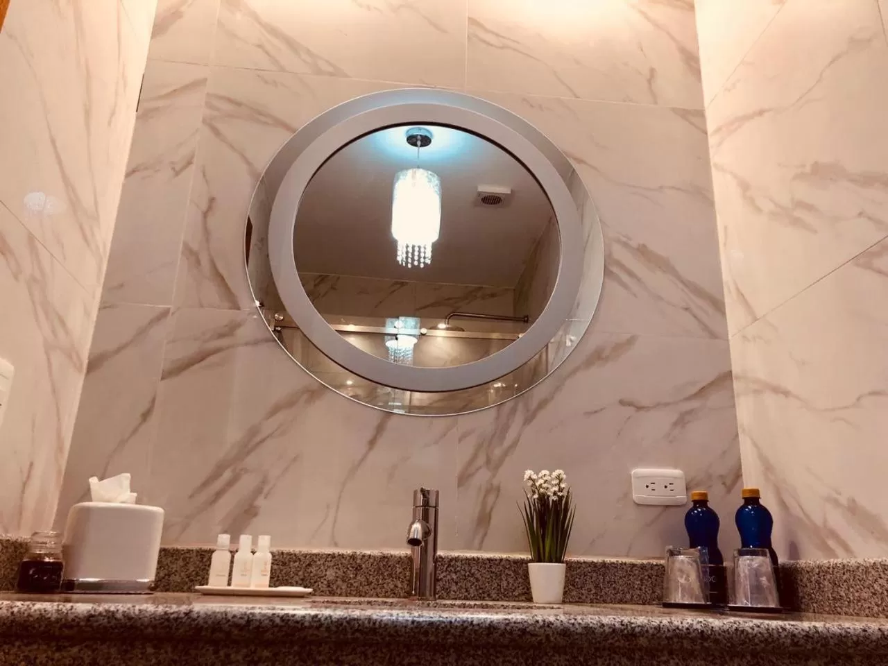 Bathroom in Adamas House Hotel Boutique