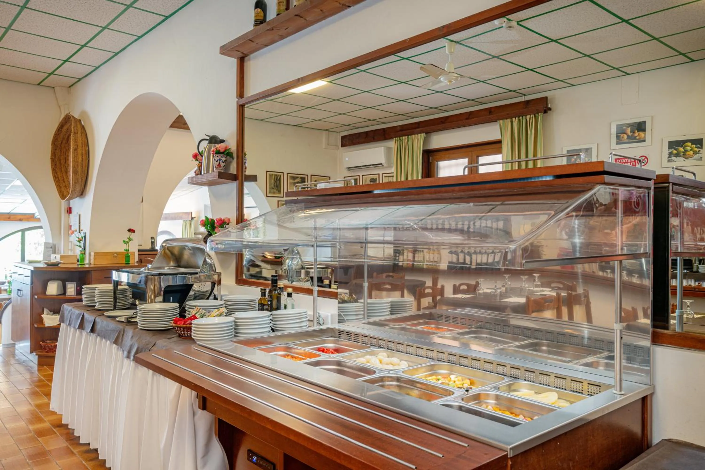 Restaurant/places to eat in Hotel El Balear