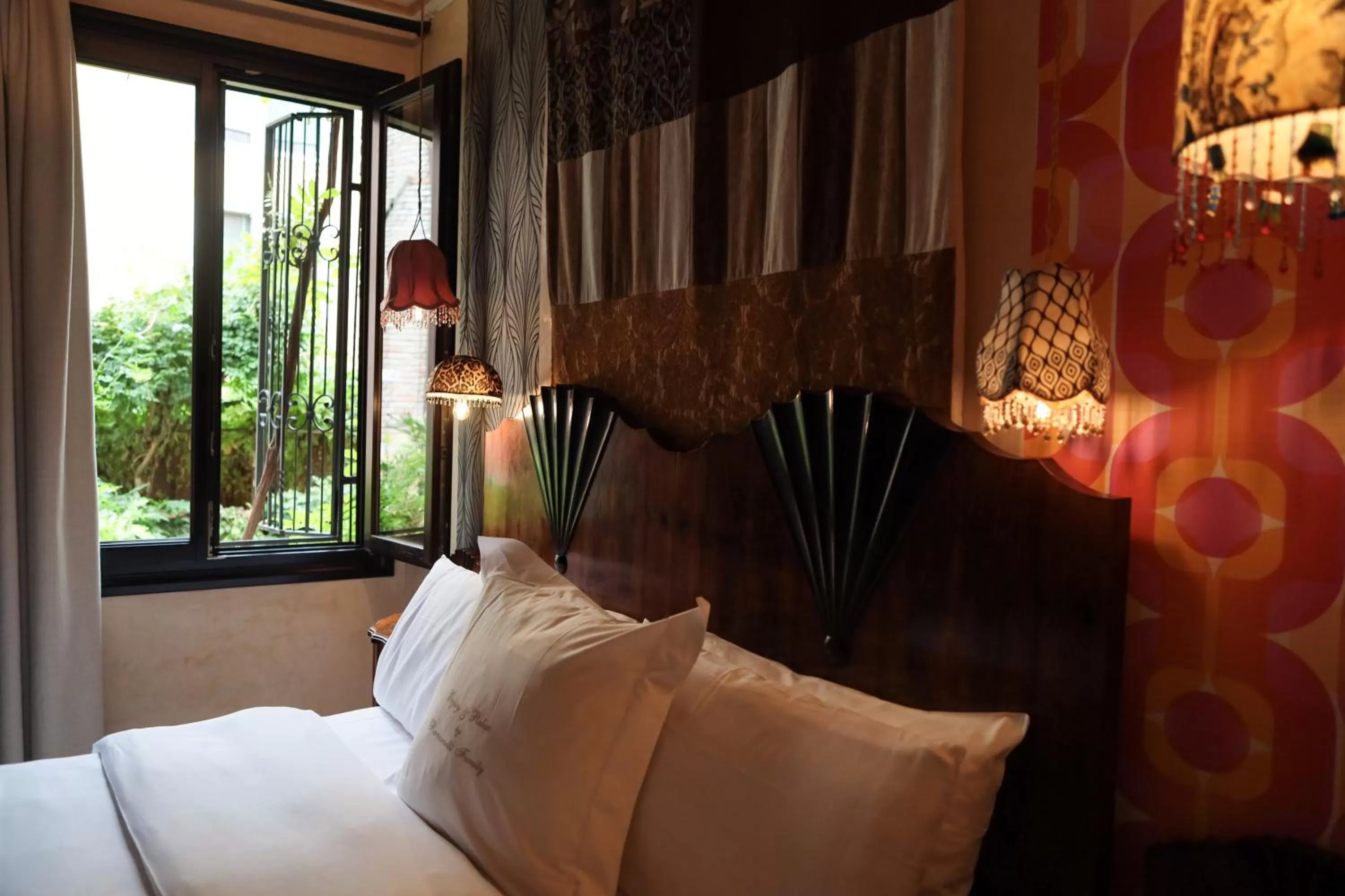 Bedroom, Bed in Novecento Boutique Hotel