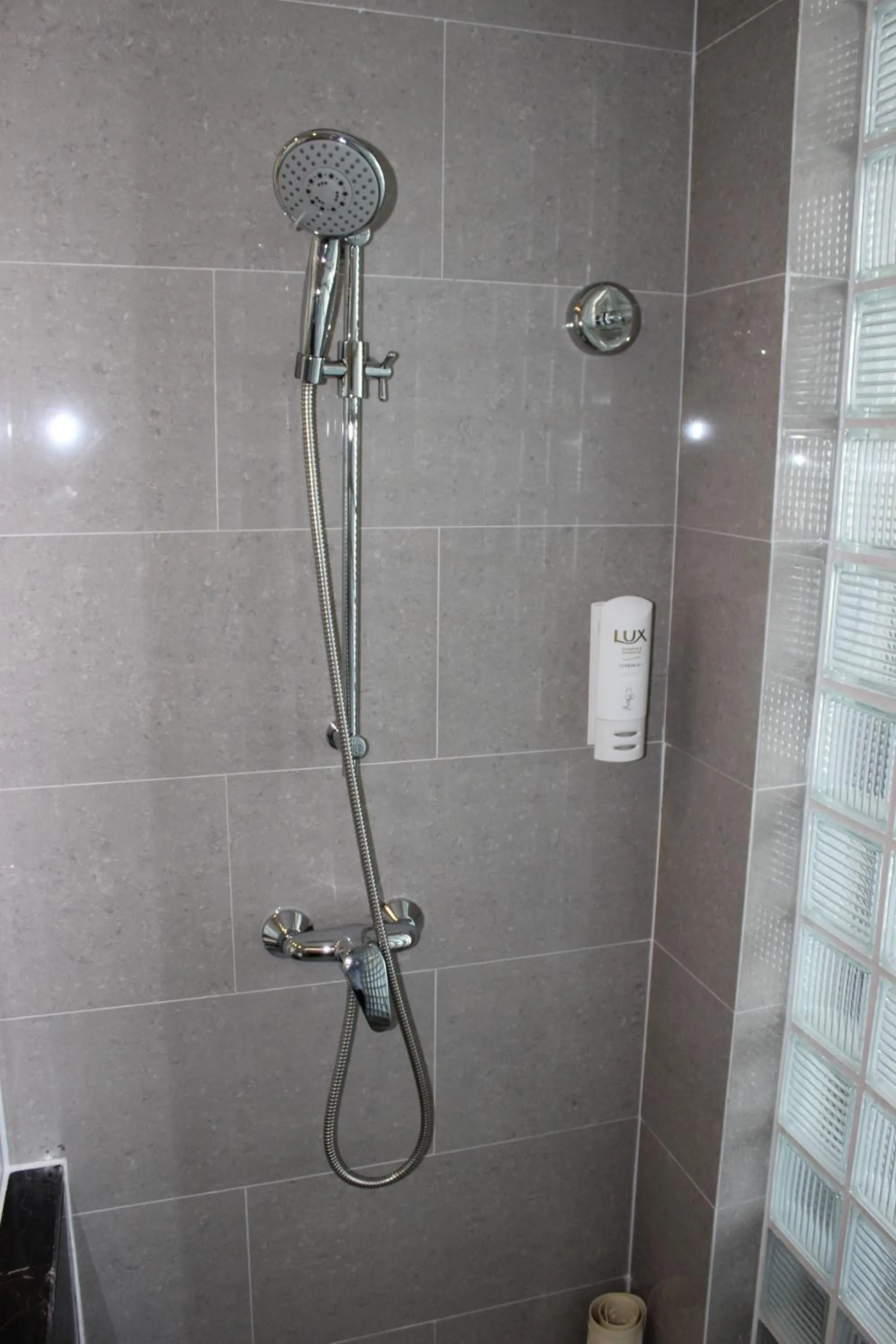 Shower in Holiday Inn Express Weihai Hi-Tech Zone by IHG