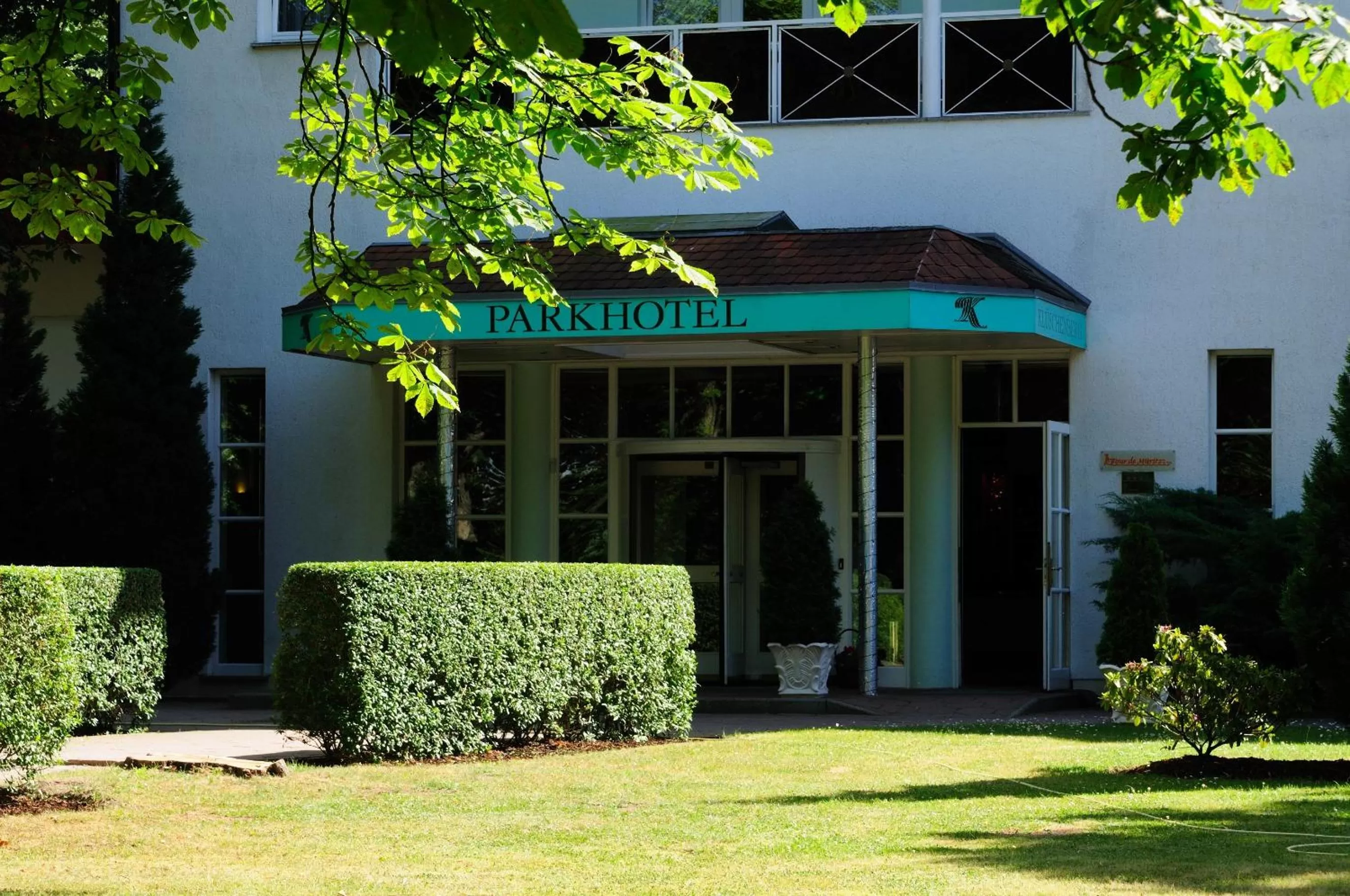 Facade/entrance in Parkhotel Klüschenberg
