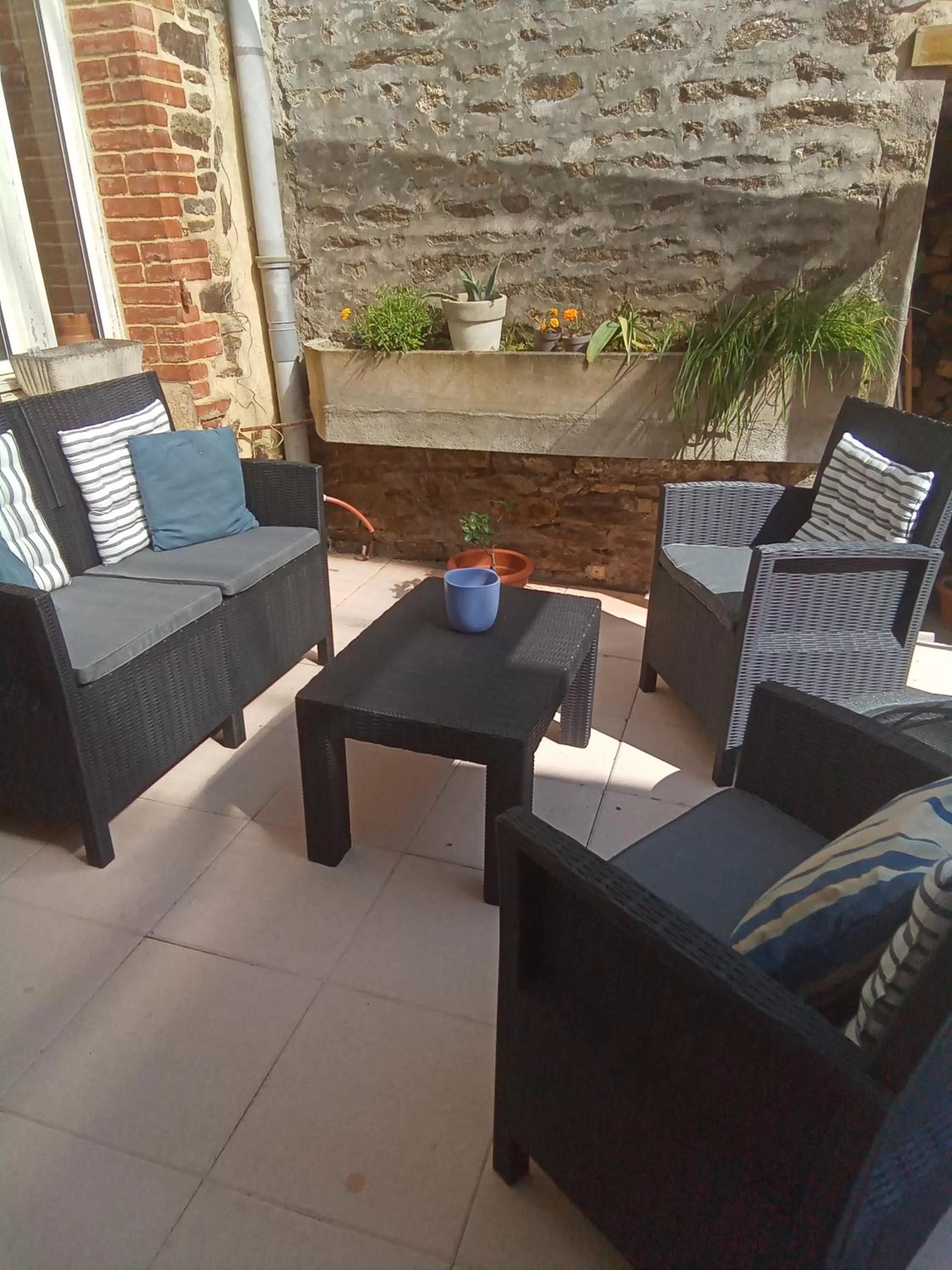 Patio in La chambre de la boule d 'or