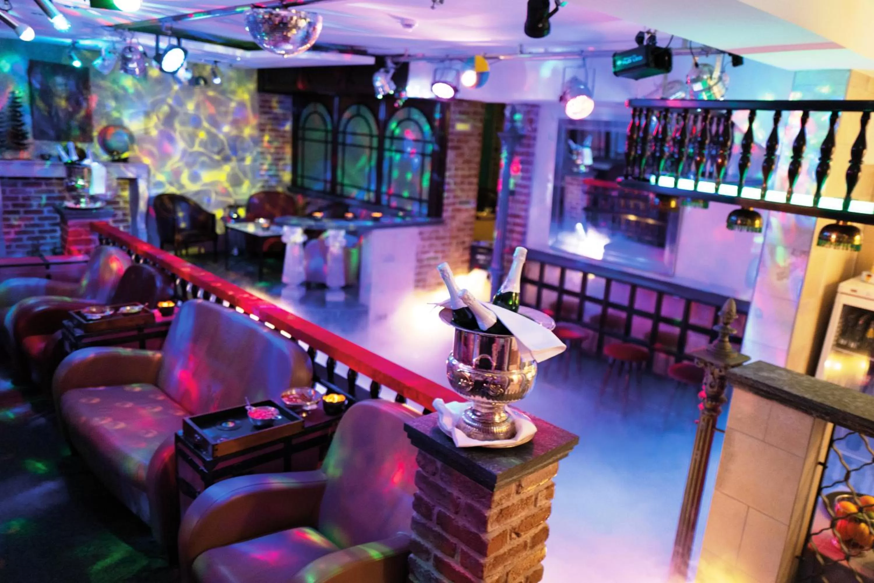 Lounge or bar in Ringhotel Alpenhof - Patchworkhotel