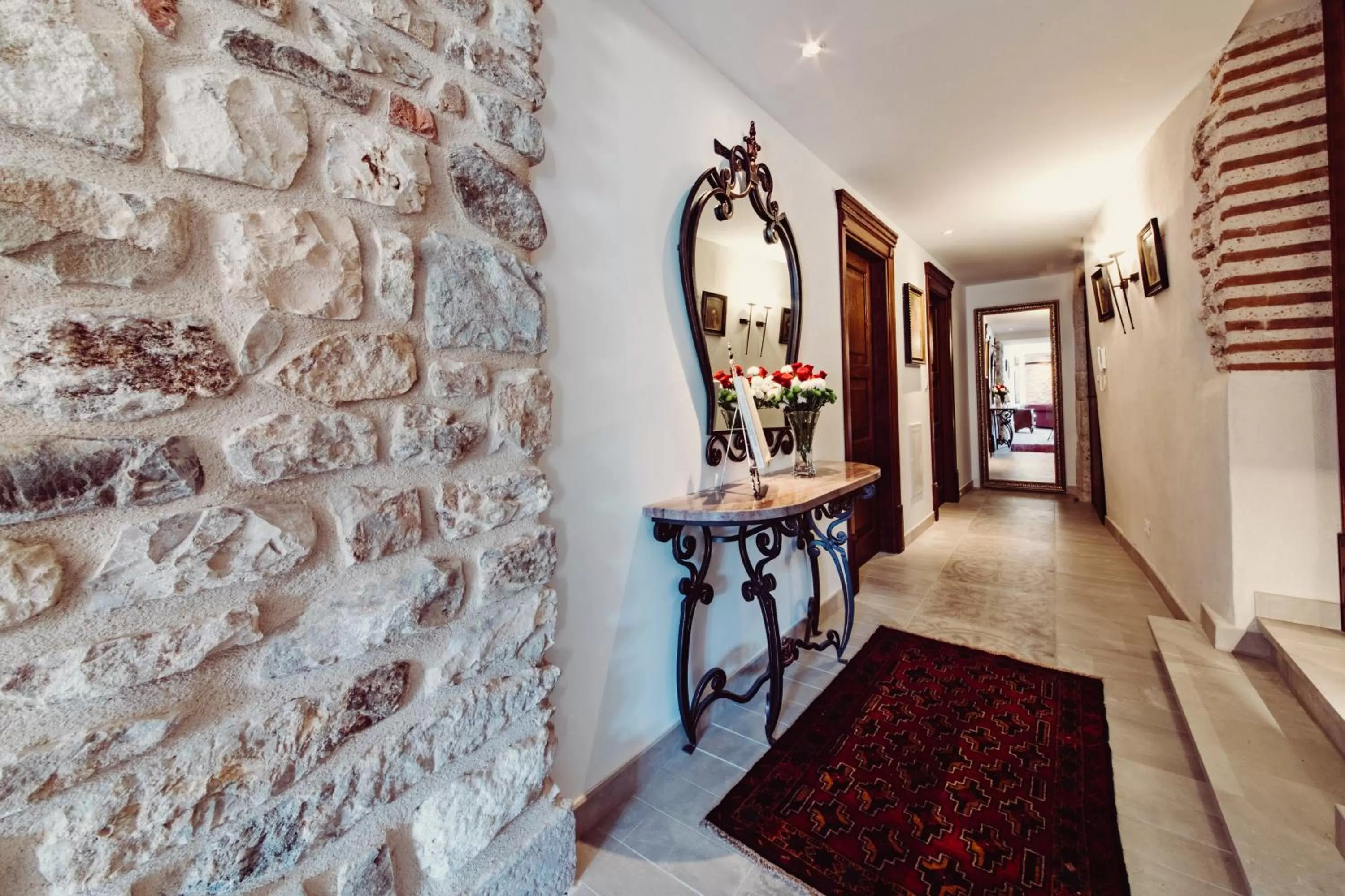 Lobby or reception in Villa Nepos Hotel