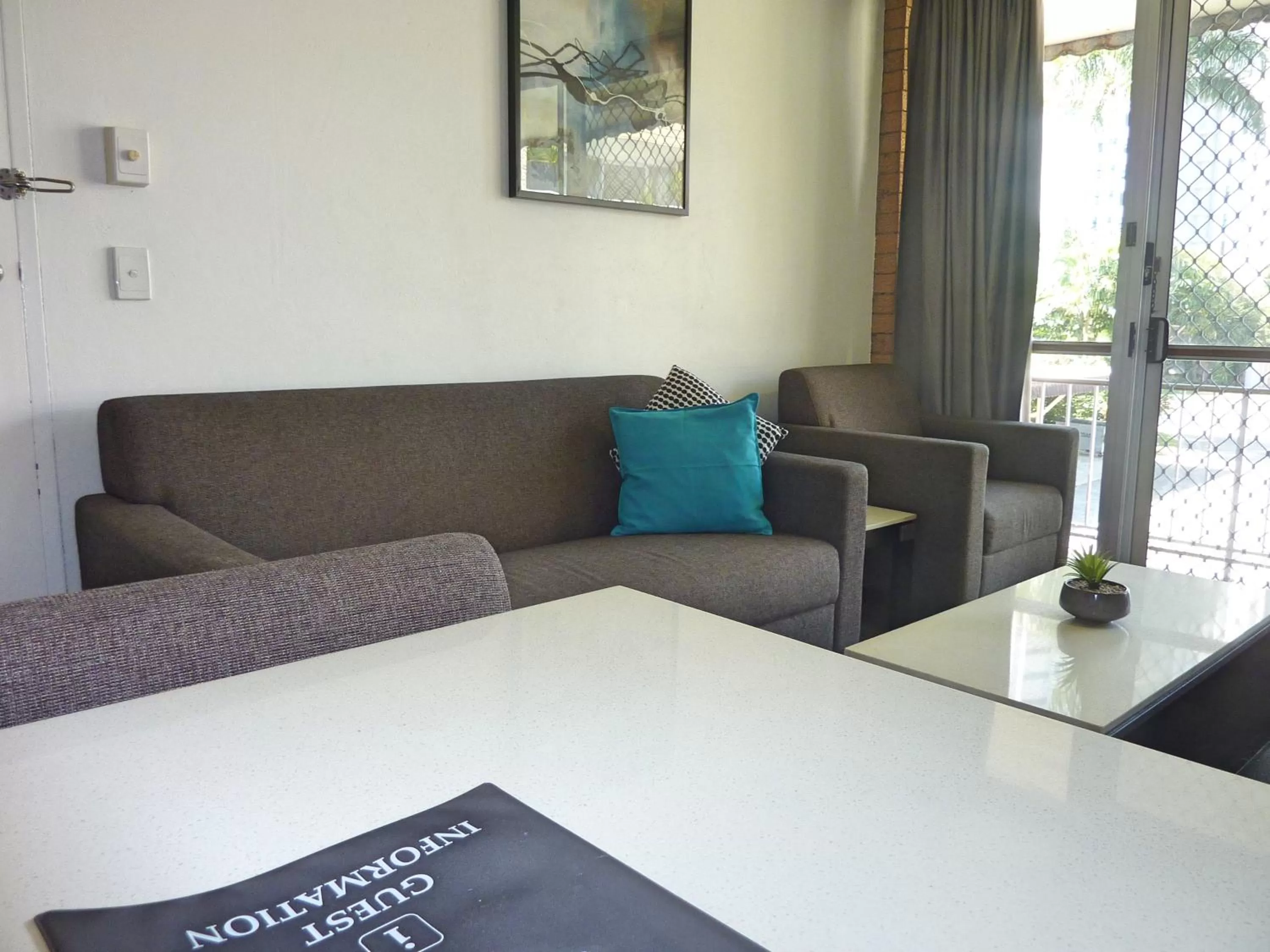 Living room in Jadran Motel & El Jays Holiday Lodge