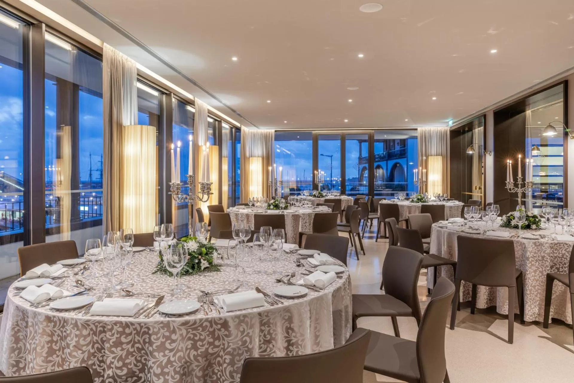 Restaurant/places to eat in Grand Hotel Açores Atlântico