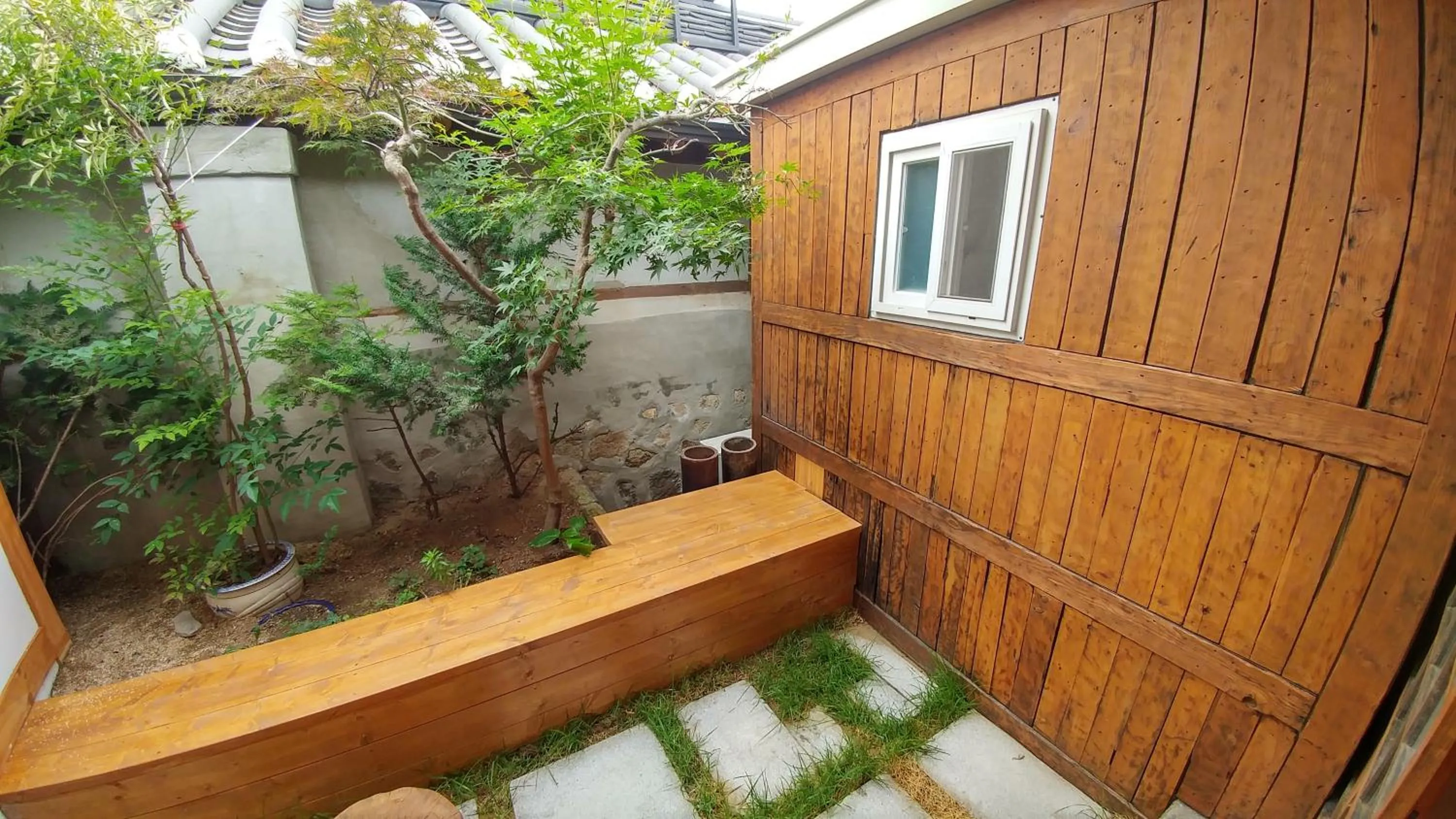 Property building in Bukchon Sosunjae Guesthouse