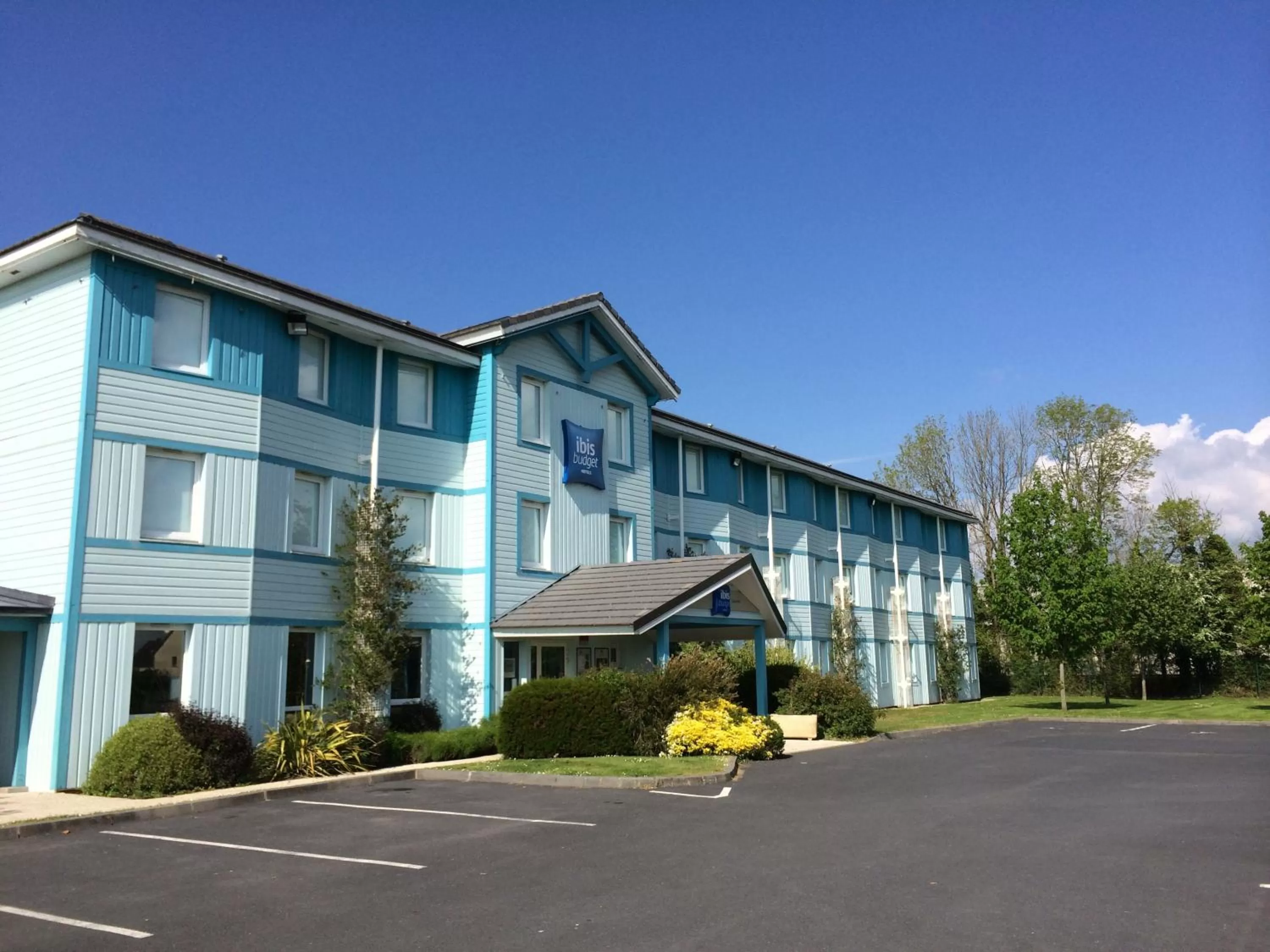 Facade/entrance in ibis budget Granville