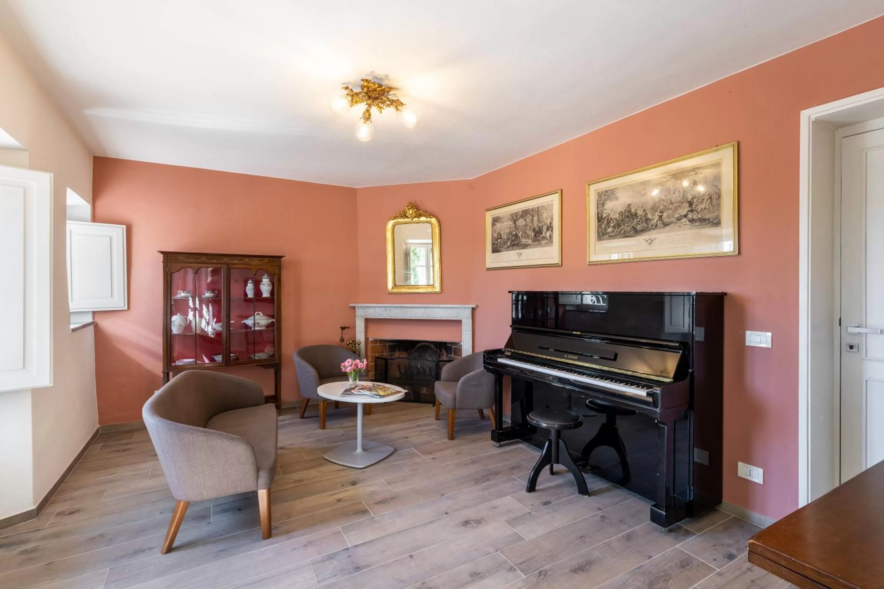 Communal lounge/ TV room in B&B Ninfeo dell' Arancera