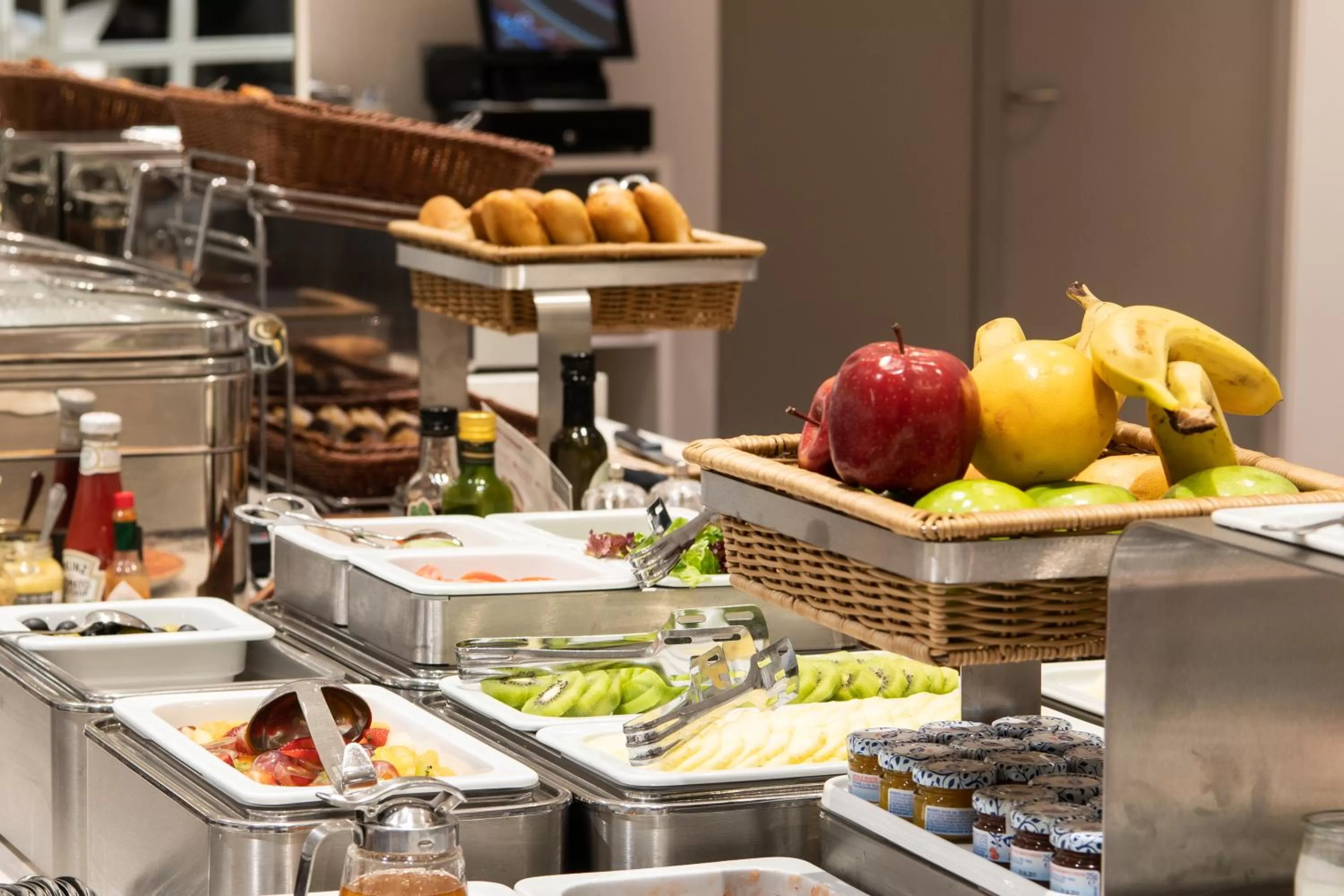 Buffet breakfast in Catalonia Diagonal Centro