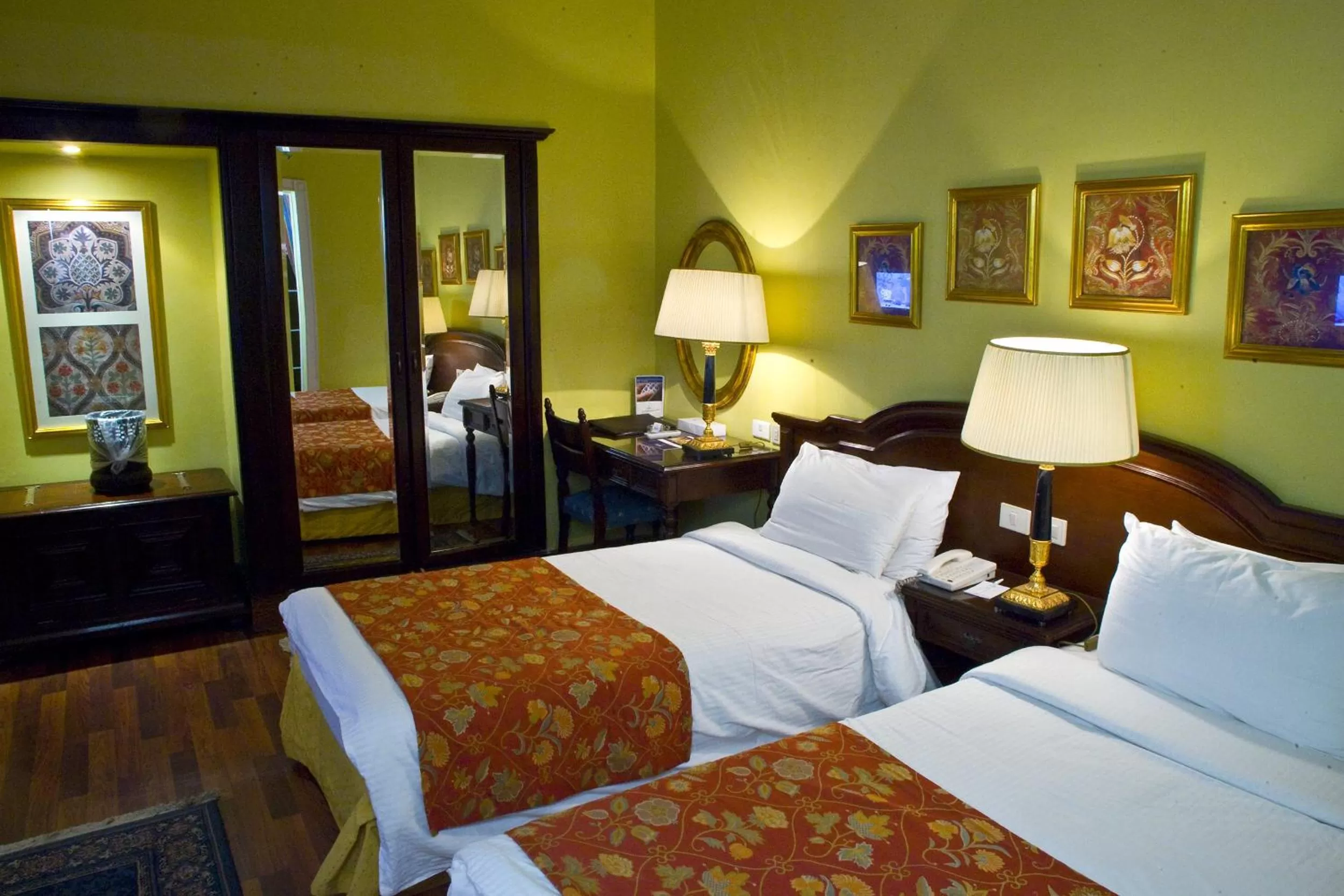 Bed in Helnan Auberge Fayoum