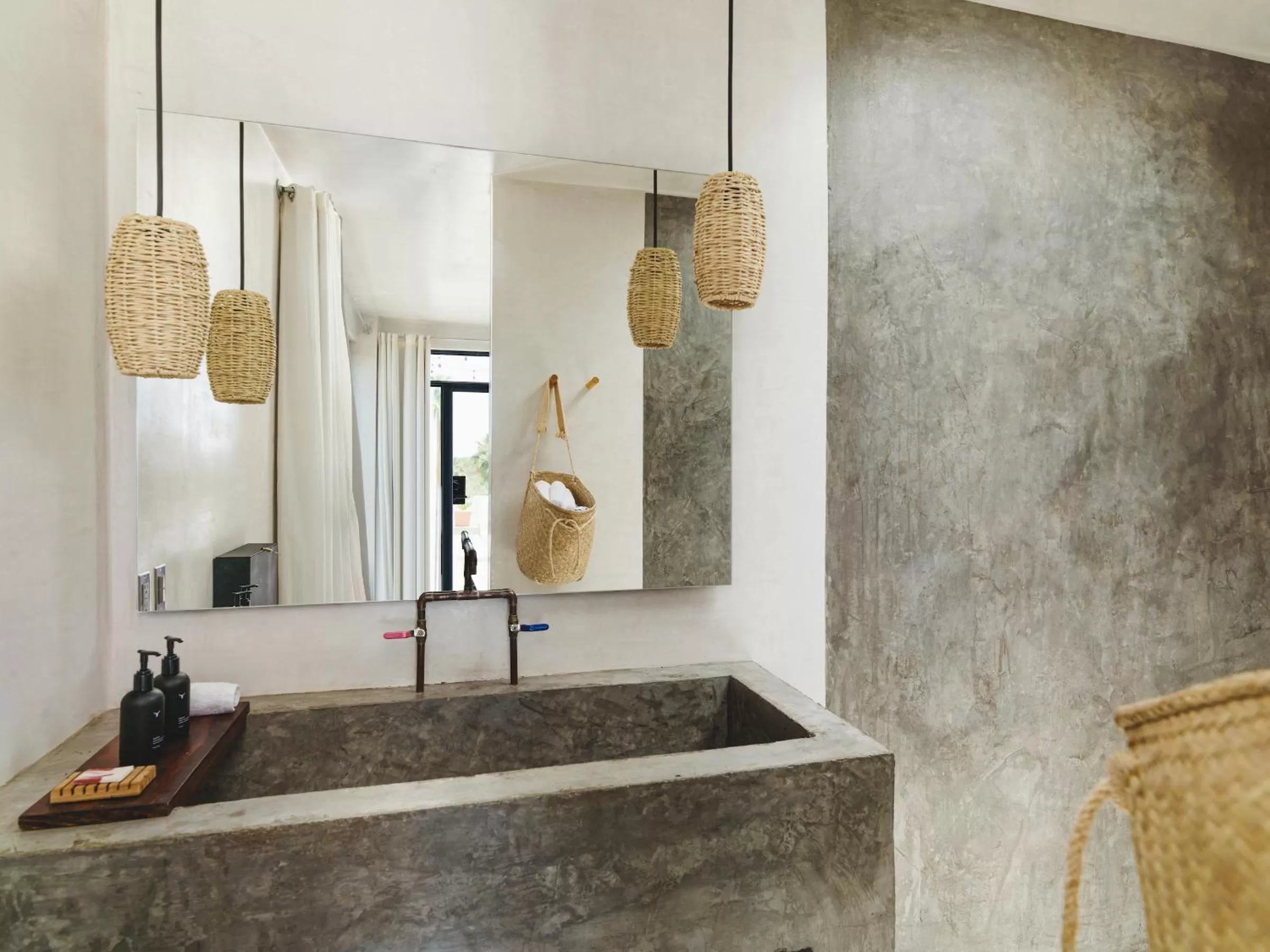 Bathroom in Drift San Jose del Cabo, a Member of Design Hotels