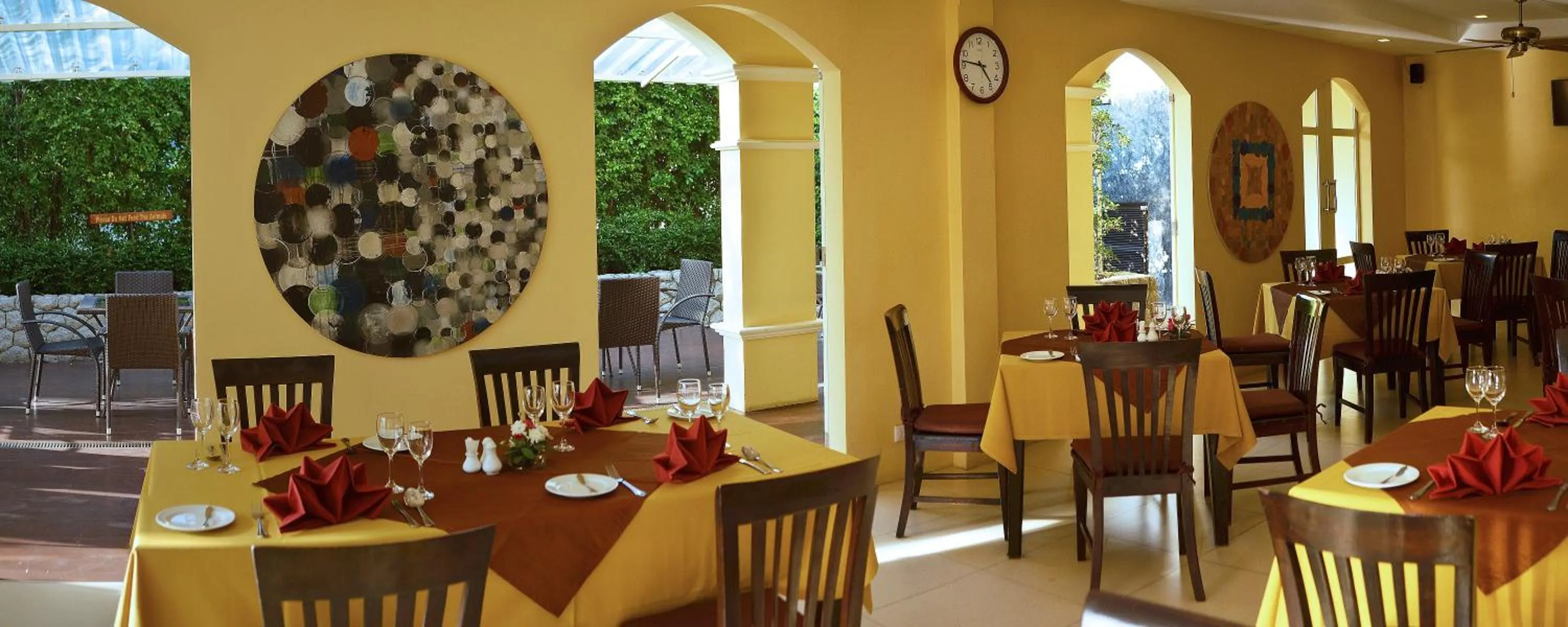 Restaurant/places to eat in The Front Village - SHA Plus