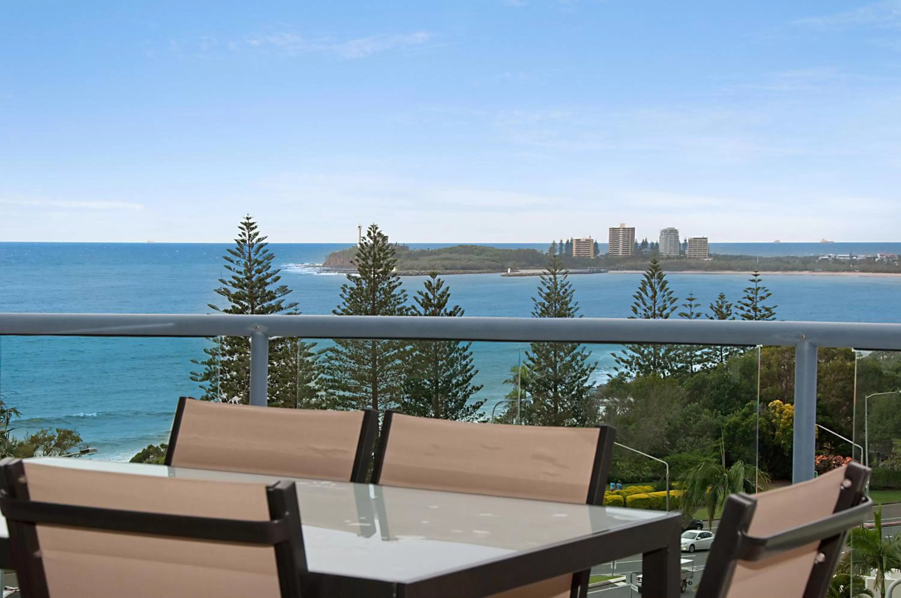 Balcony/Terrace in Alexandra on the Pacific