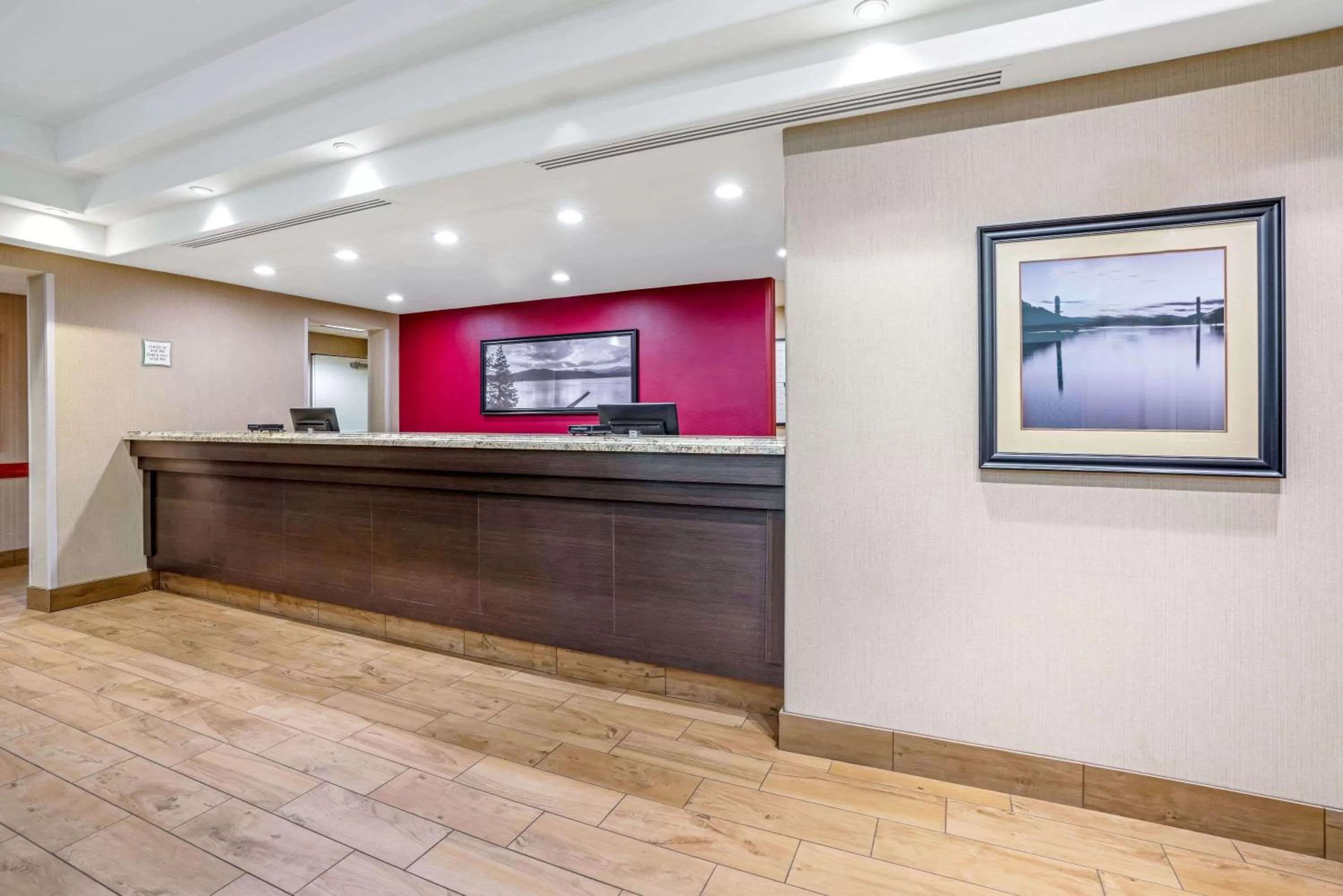 Lobby or reception in La Quinta by Wyndham Coeur d`Alene