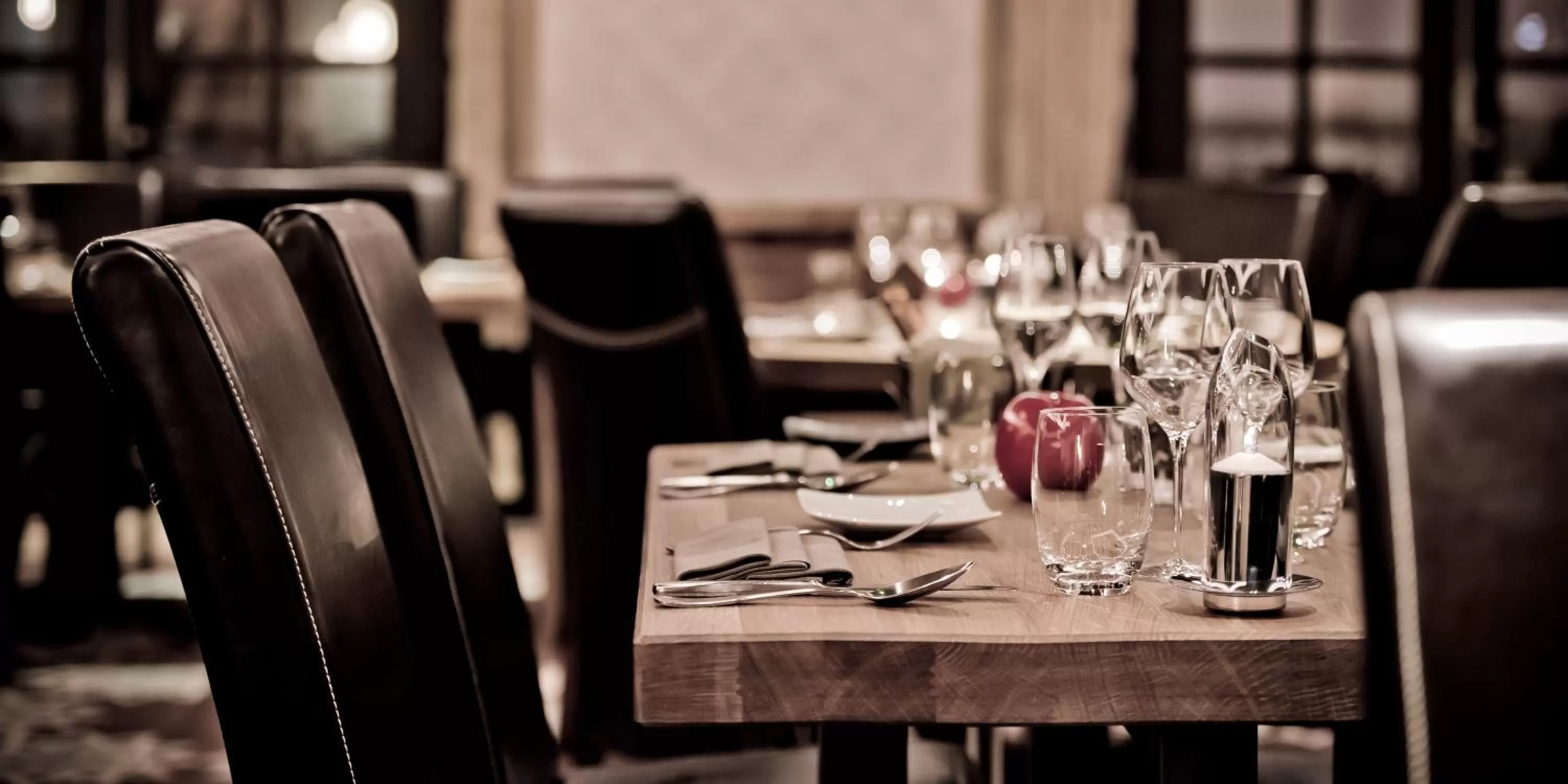 Restaurant/places to eat in Hôtel Les Suites du Montana by Les Etincelles