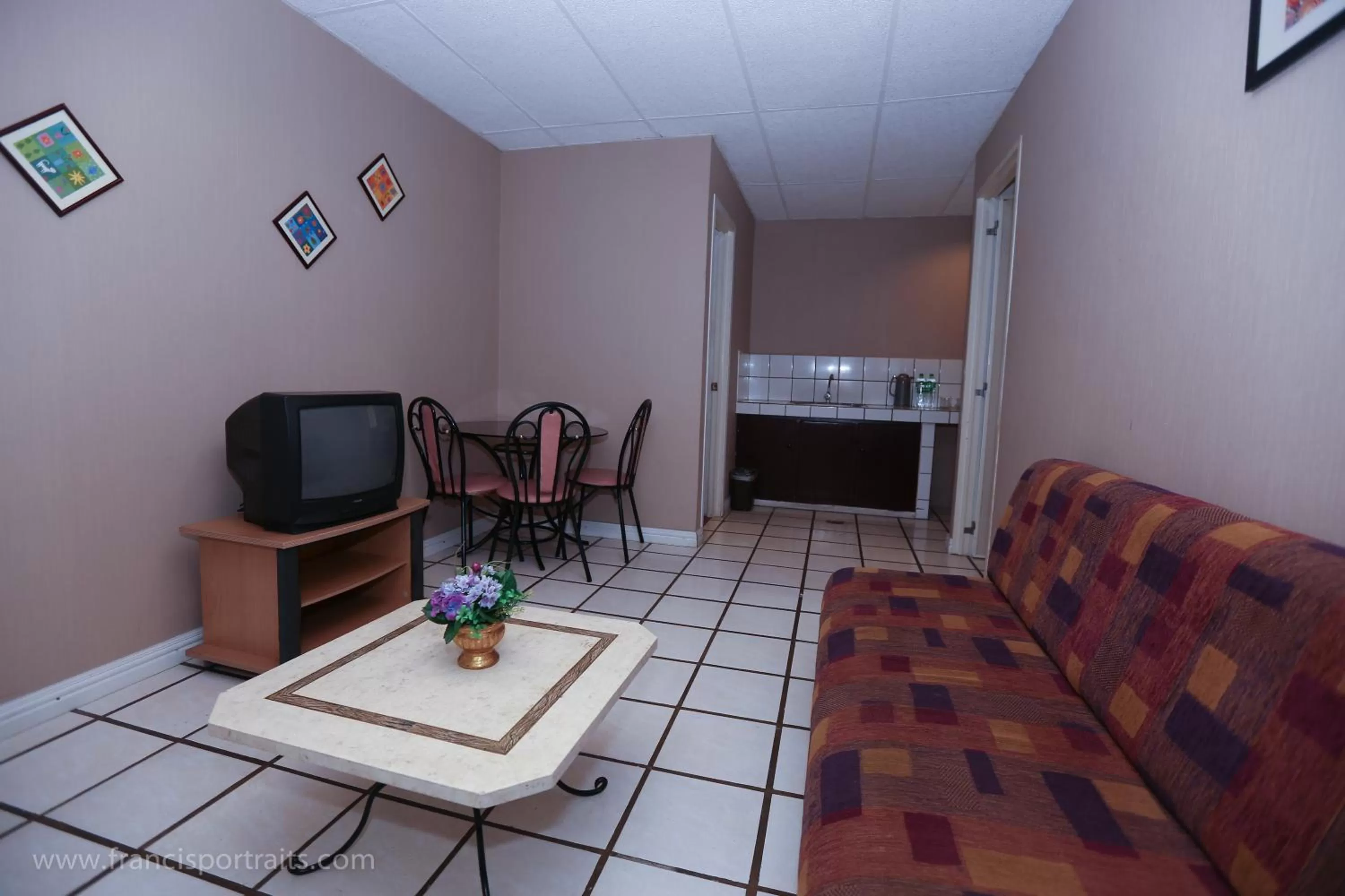 Seating area in Value Star Inn