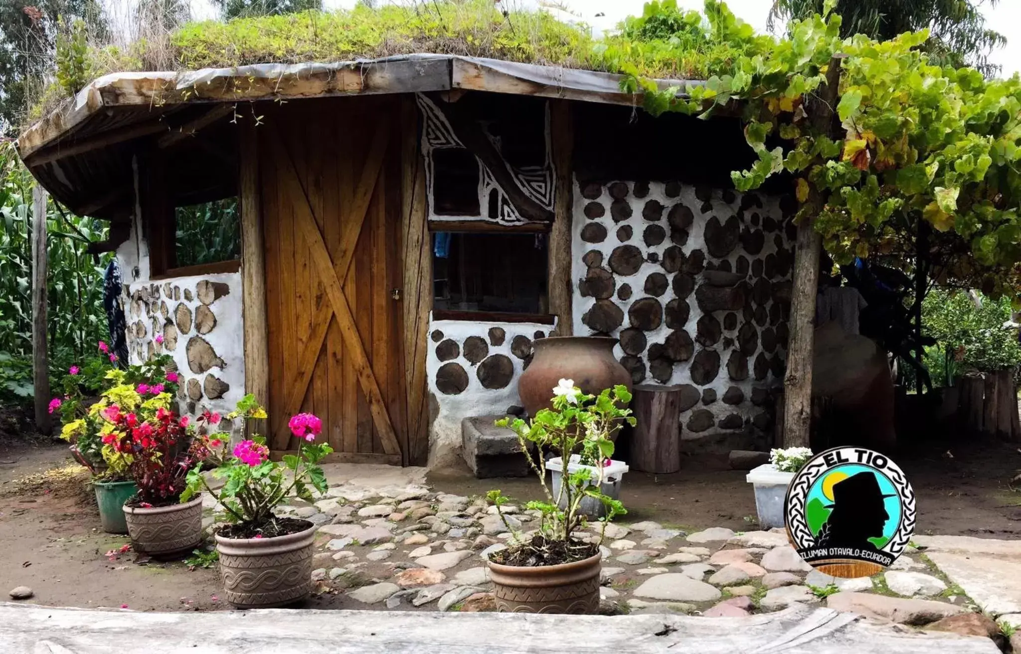 Classic Triple Room in El Tio Hostal Classic Triple Room in El Tio Hostal