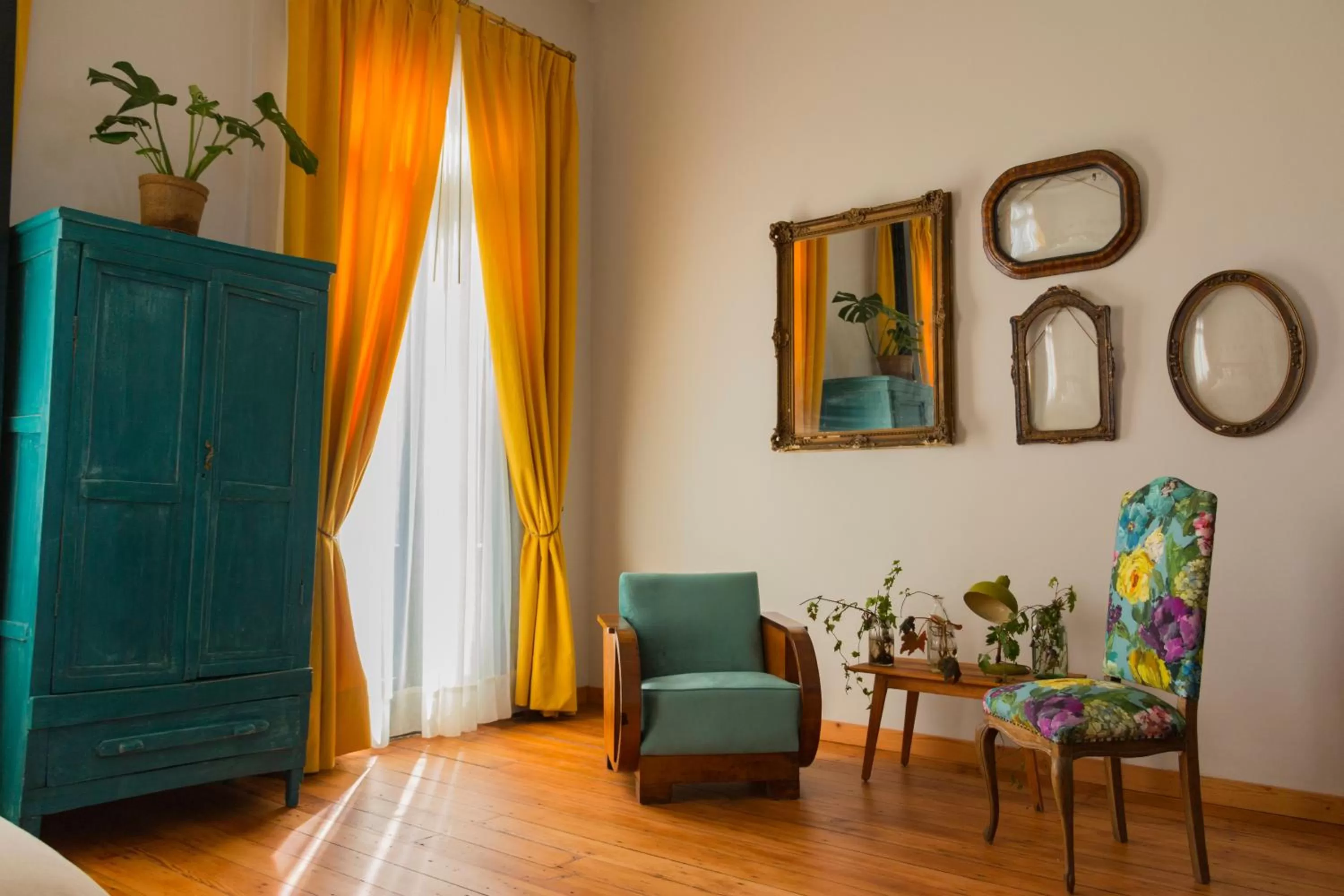 Bedroom in Augusta Hotel