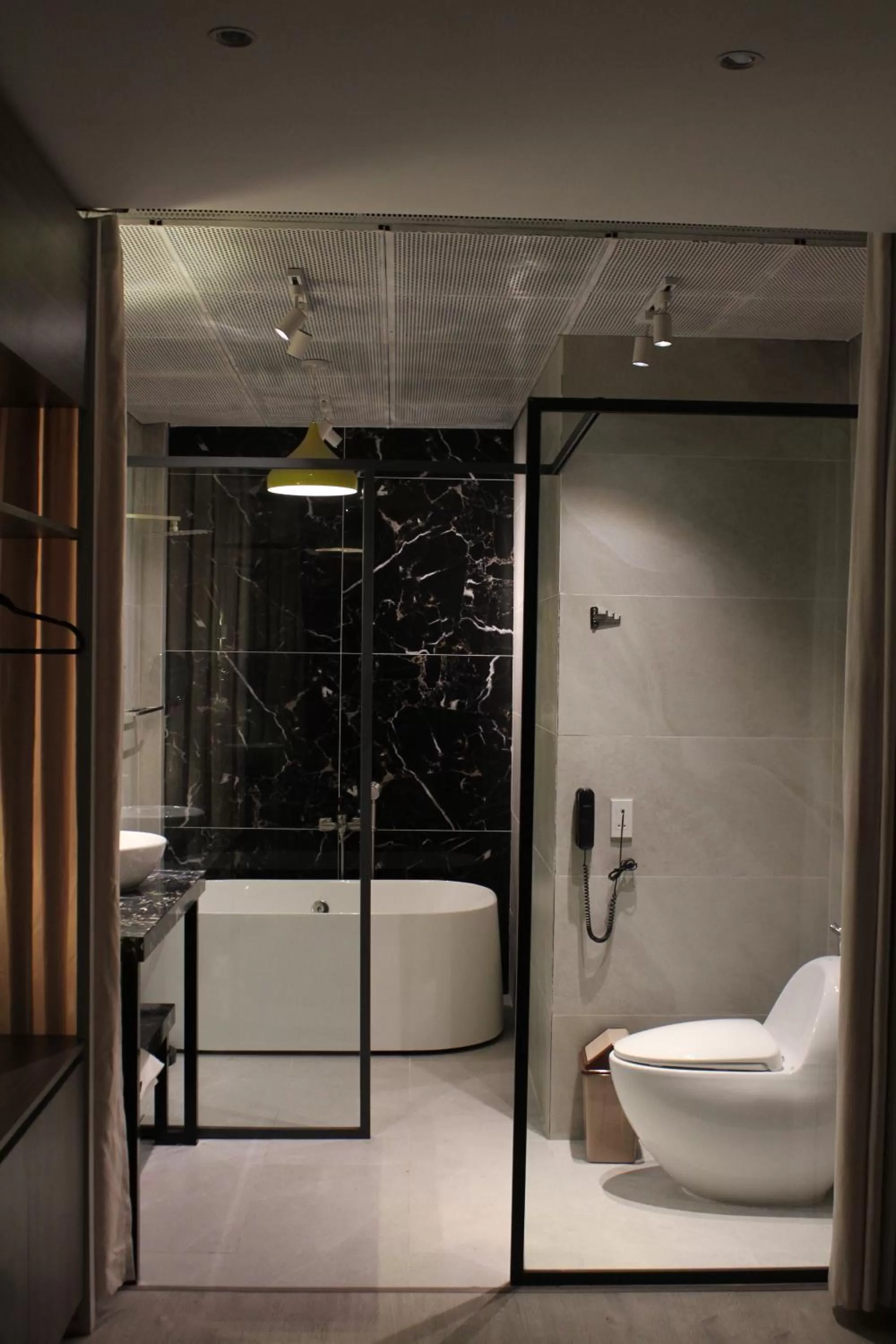 Bathroom in THE QUEENDOR BOUTIQUE HOTEL