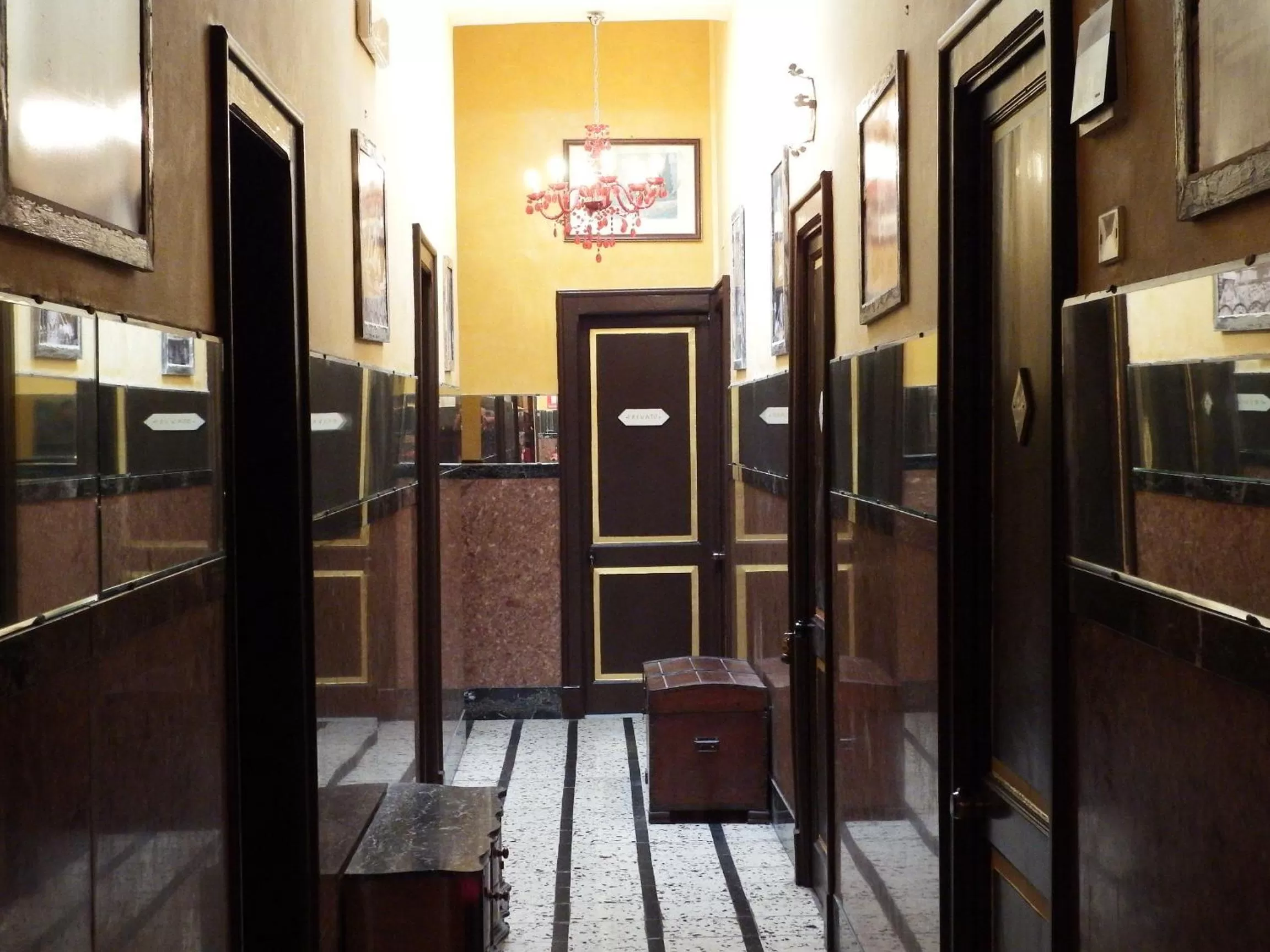 Decorative detail in Hotel Touring