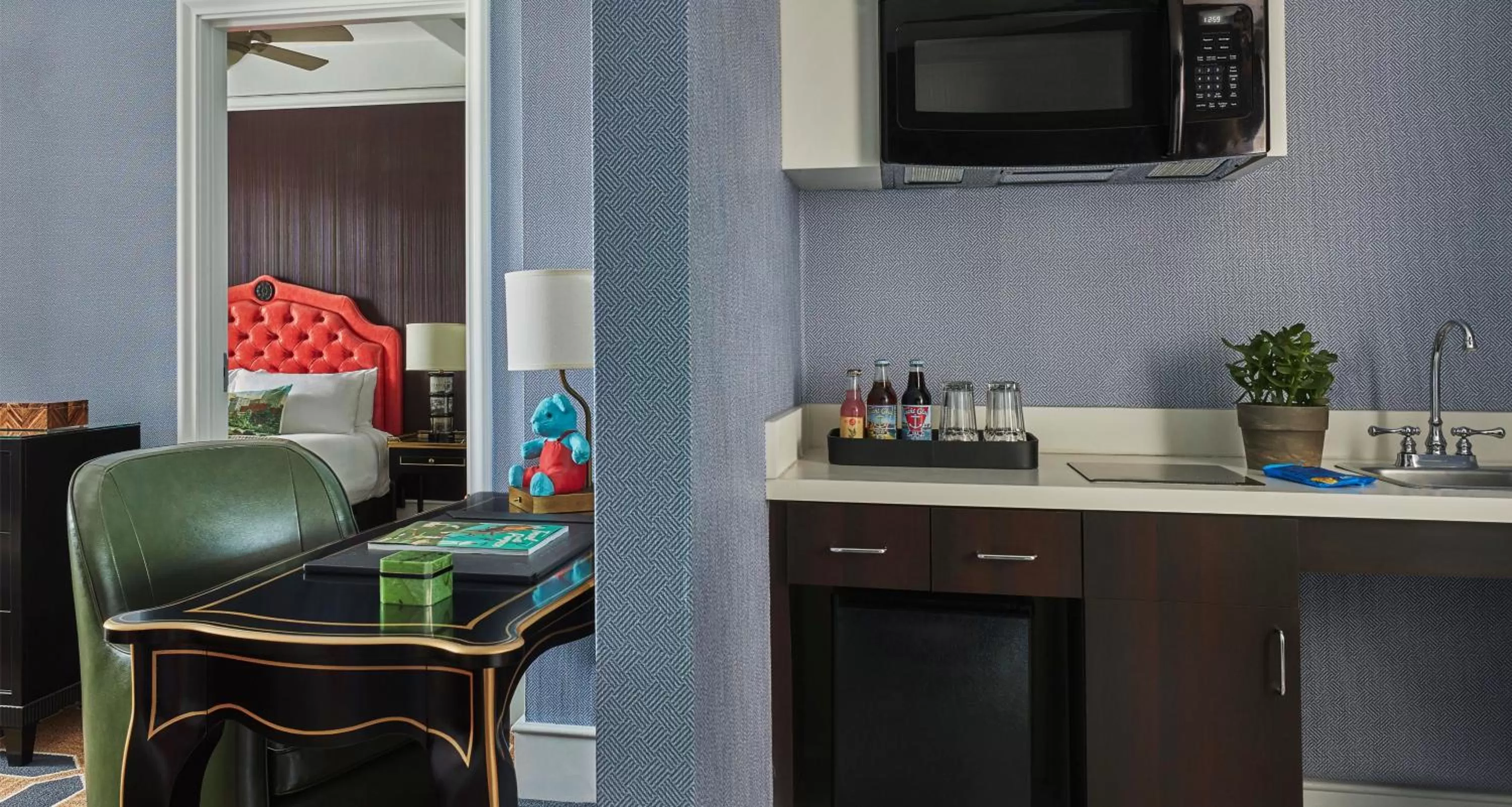 Kitchen or kitchenette in Graduate by Hilton Providence
