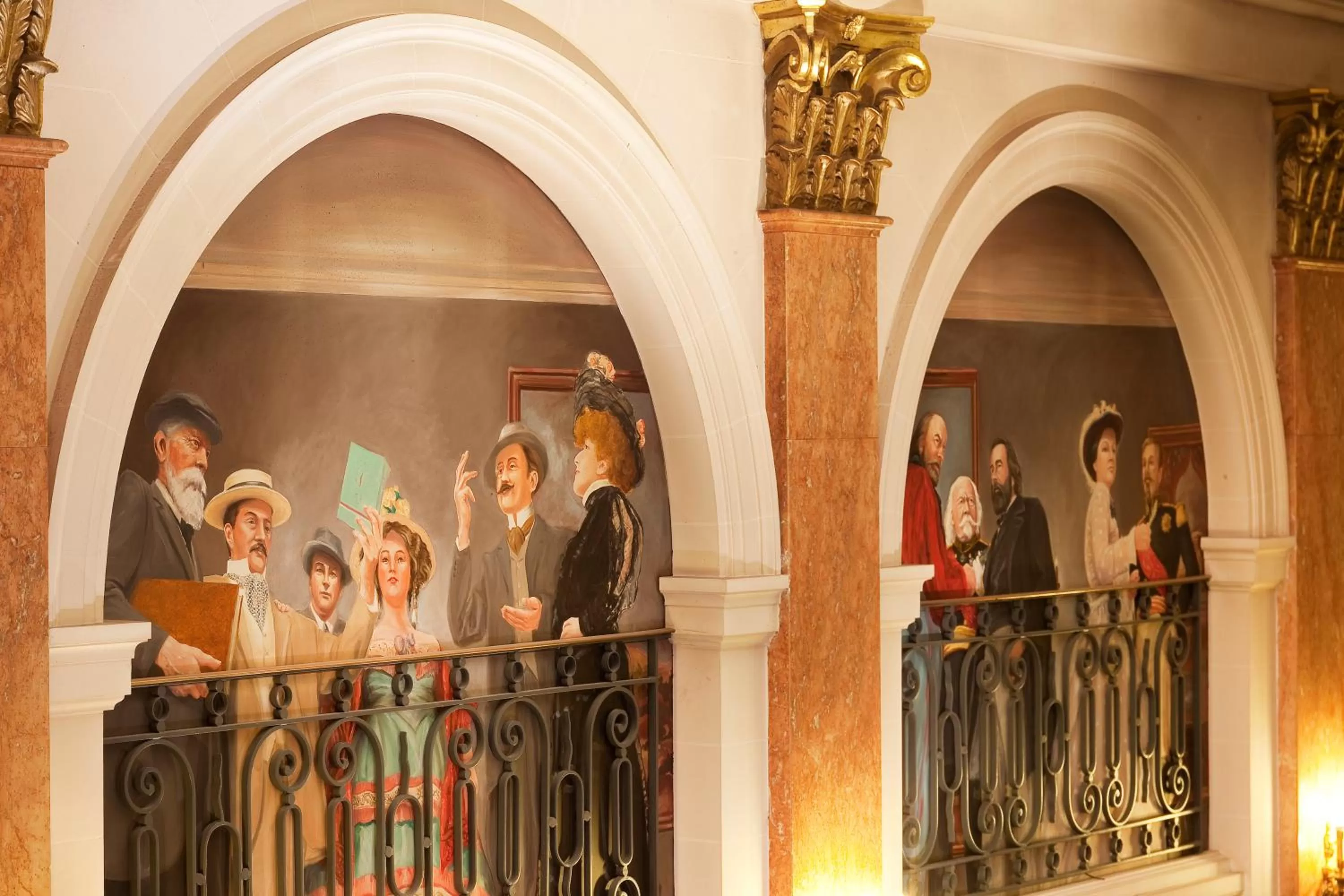 Decorative detail in Hôtel & SPA Oceania L'Univers Tours