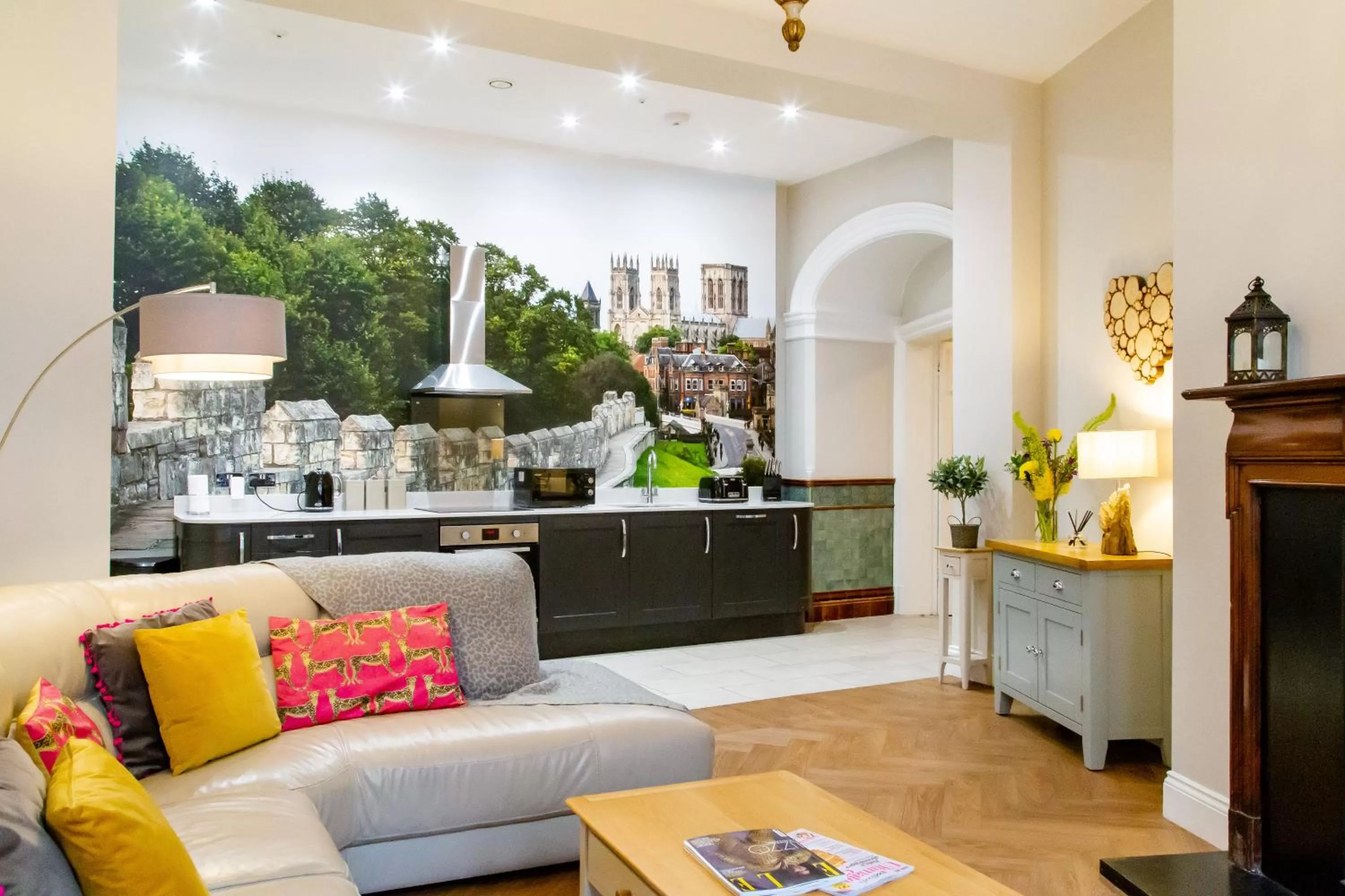 Kitchen or kitchenette in Goodramgate Apartments