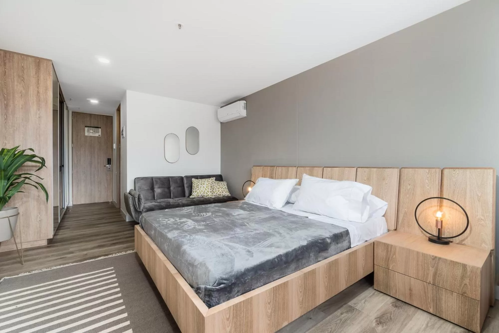 Bed in Apartamentos Go Living & Suites by HOUSY HOST