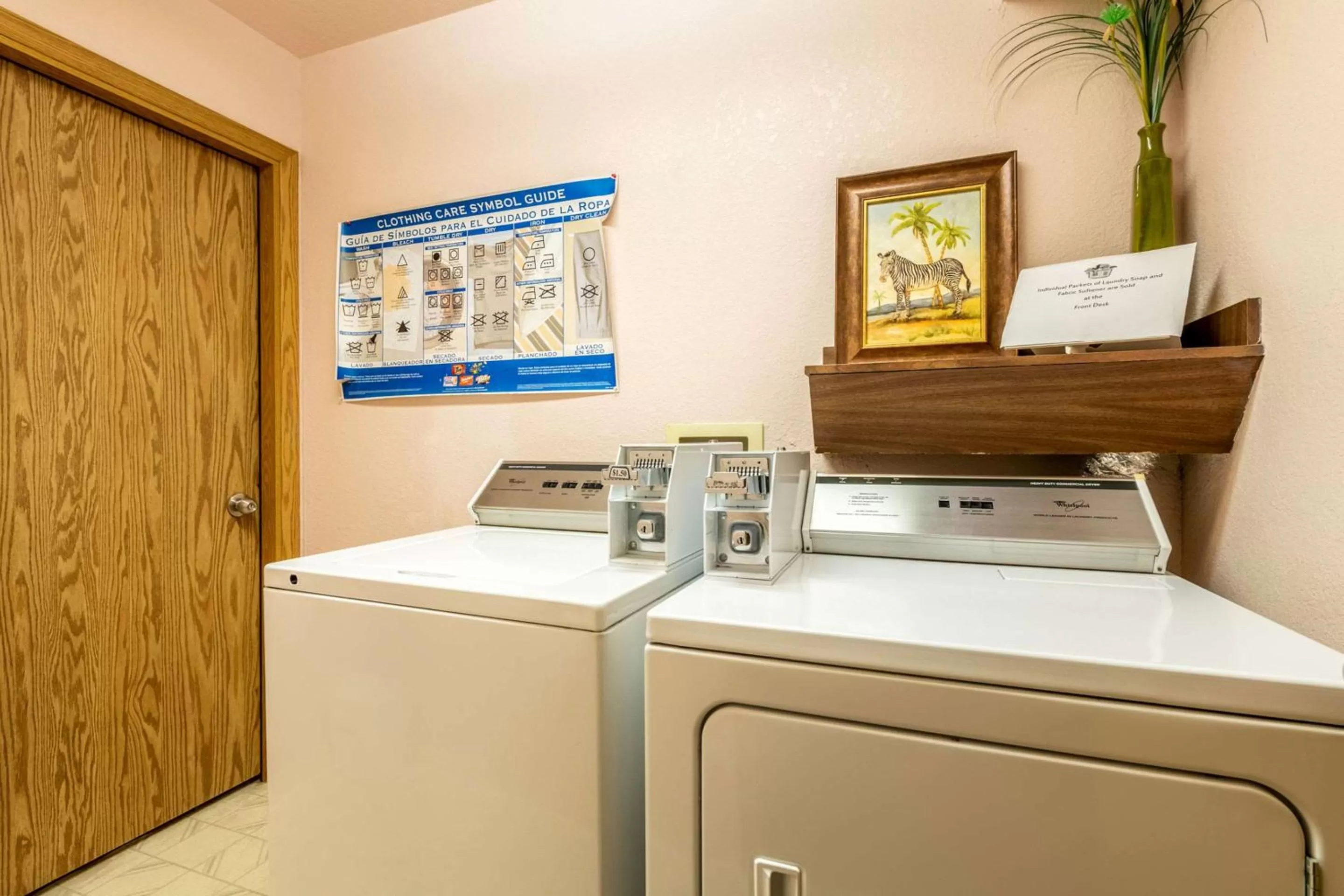 washing machine in Ocean Star Inn