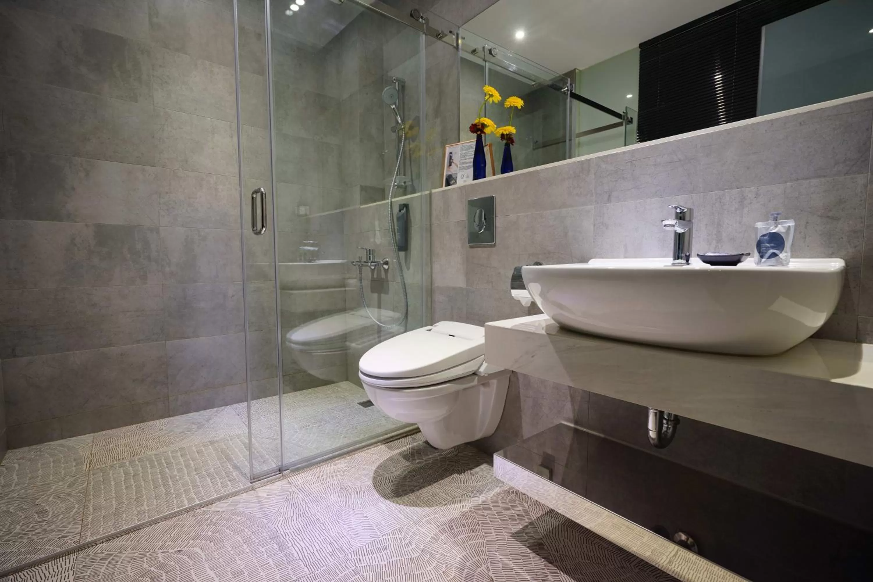 Shower in 3 Door Hotel