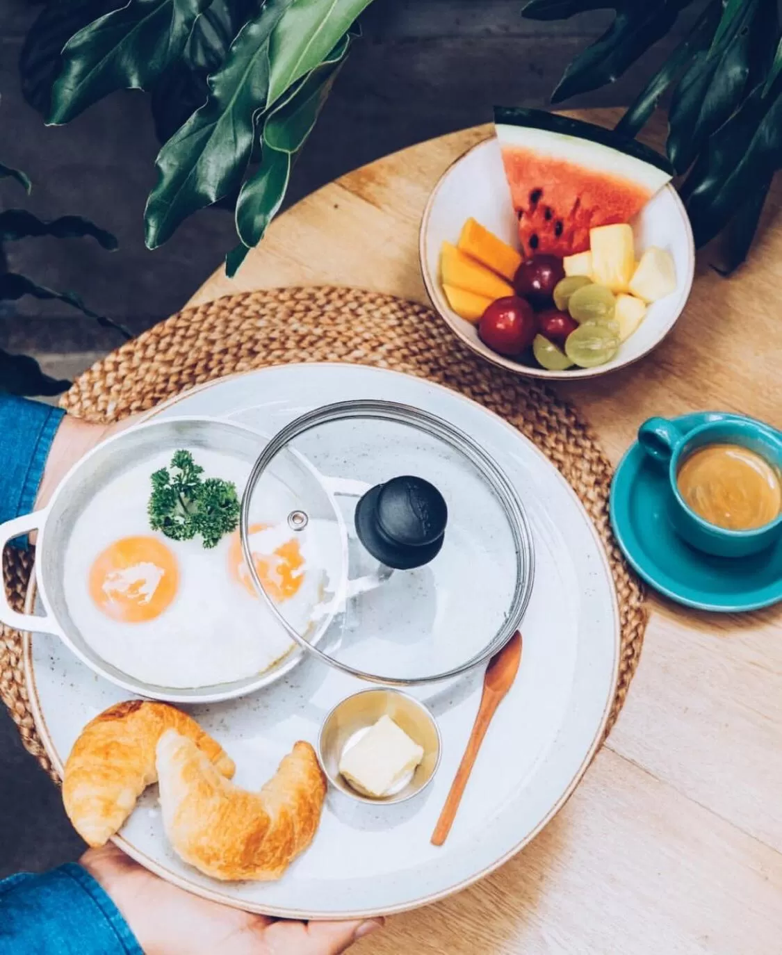 Continental breakfast in 574 Hotel