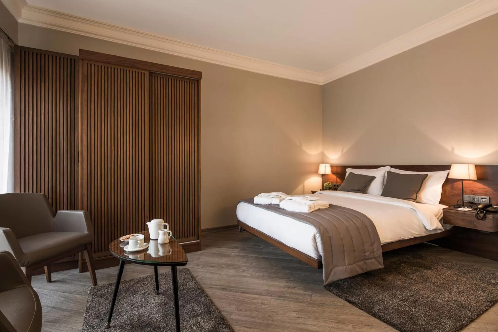 Bed in Taxim Suites Residences Istanbul