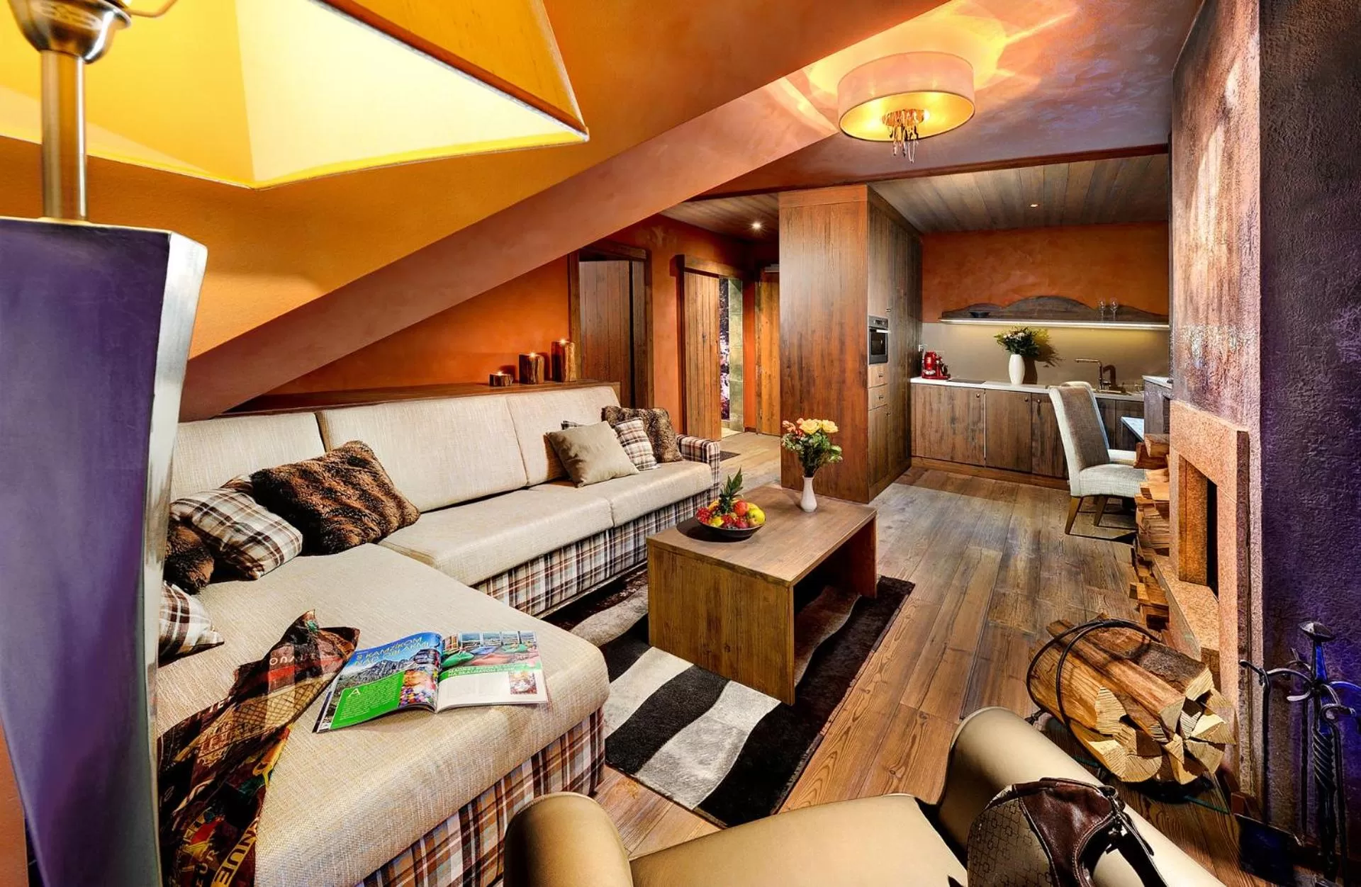 Communal lounge/ TV room in Grand Hotel Praha