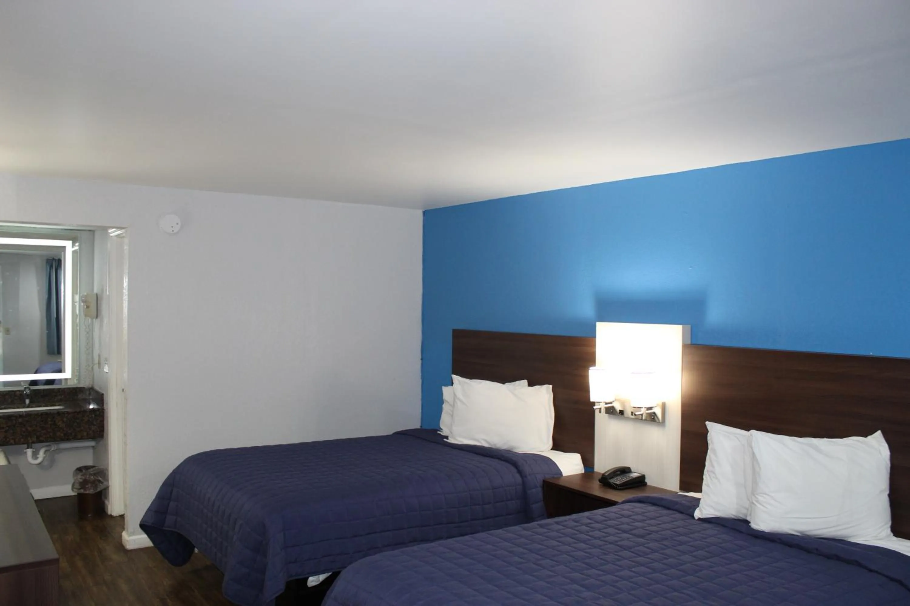Bedroom, Bed in Motel 6 Saint George, SC – I-95