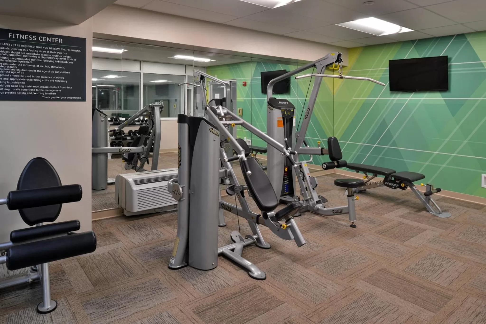 Fitness centre/facilities in Holiday Inn Hotel & Suites Overland Park-Convention Center by IHG