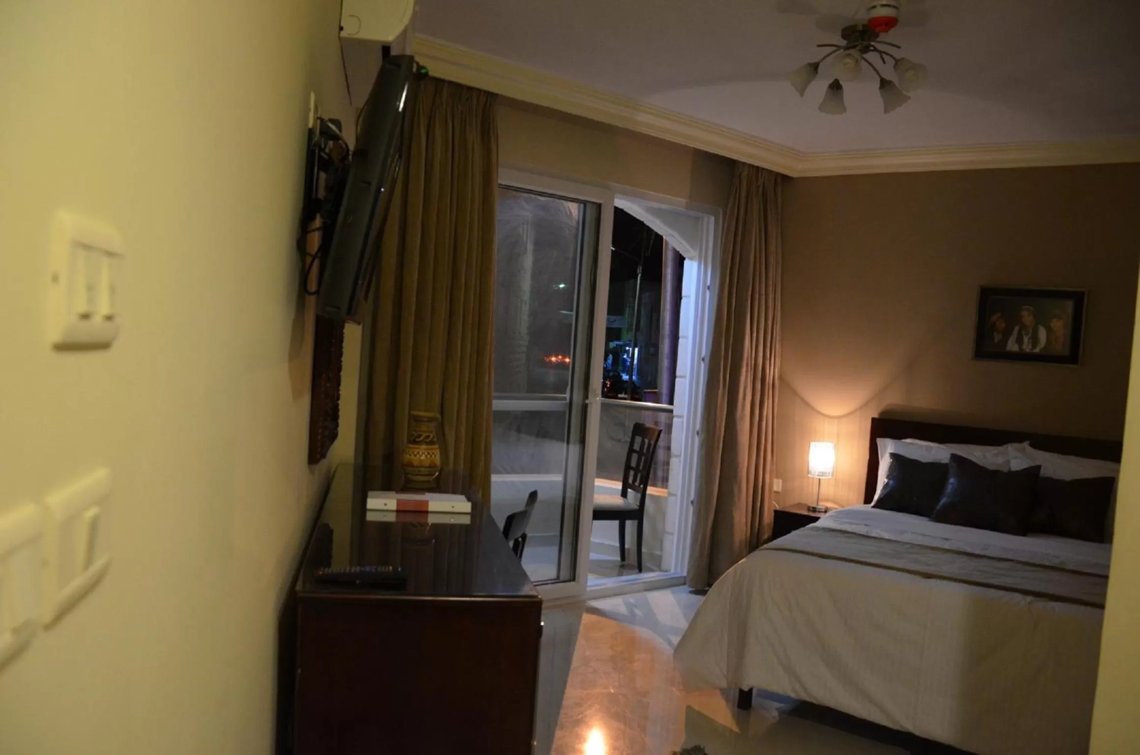 Bed in Saint John Hotel