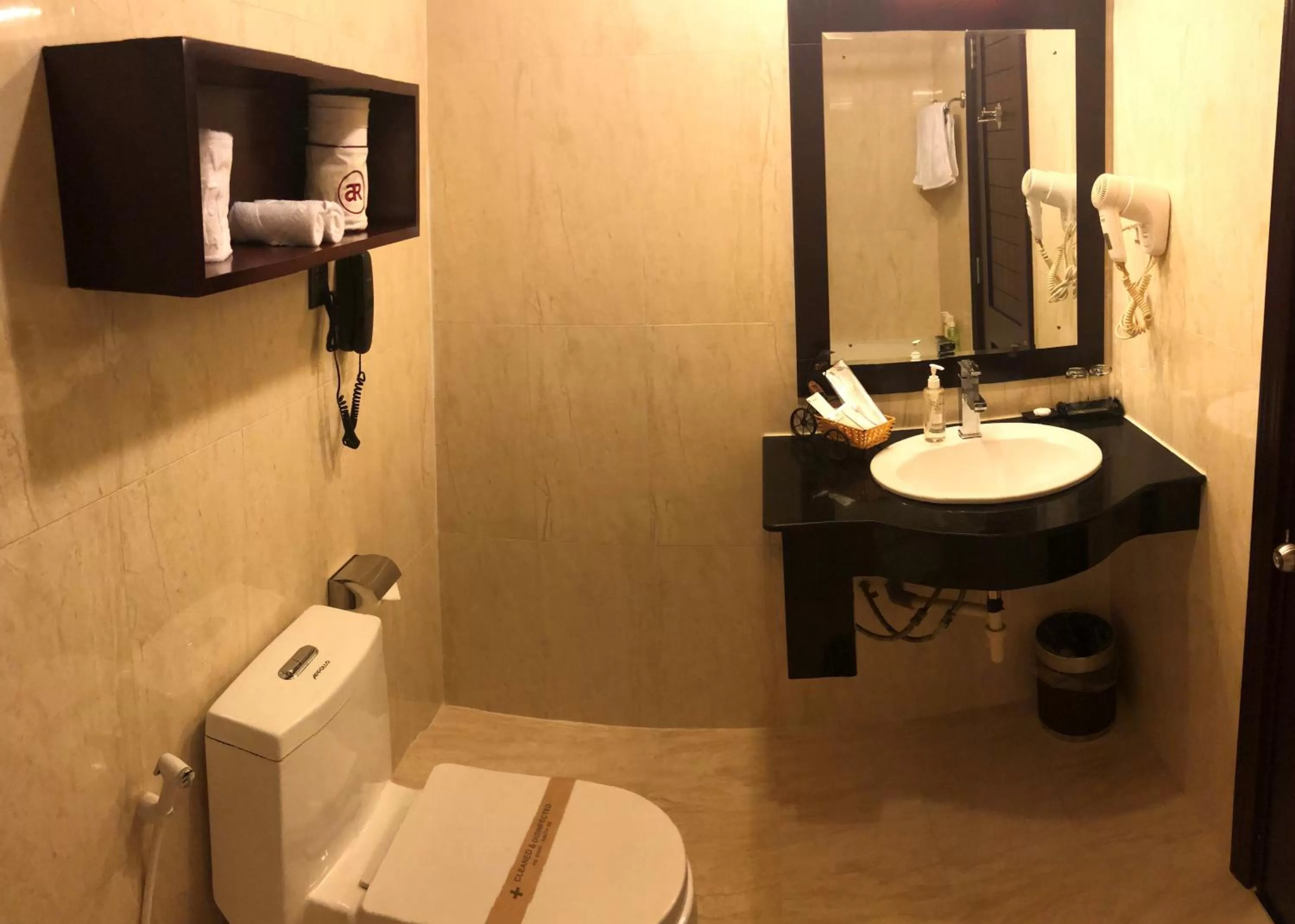 Bathroom in Prostyle Hotel Ho Chi Minh プロスタイルホテルホーチミン