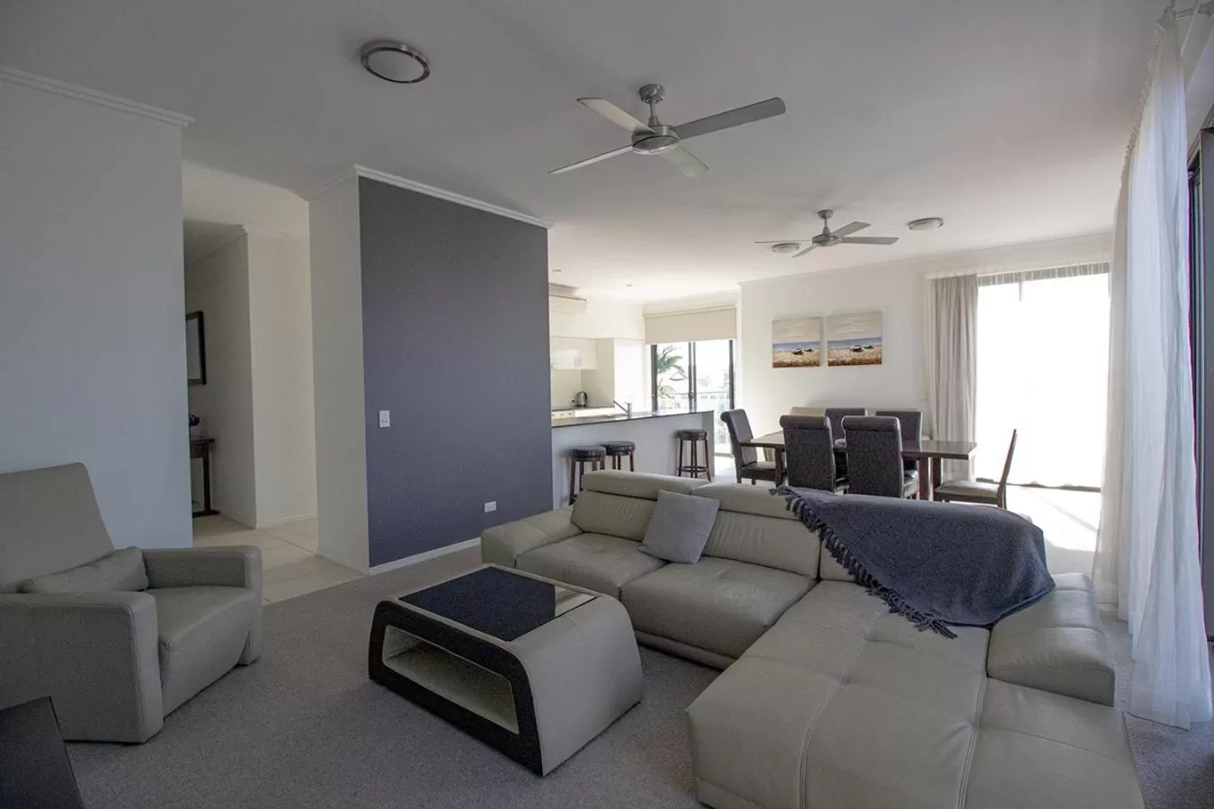 Living room in Gladstone Central Plaza Official