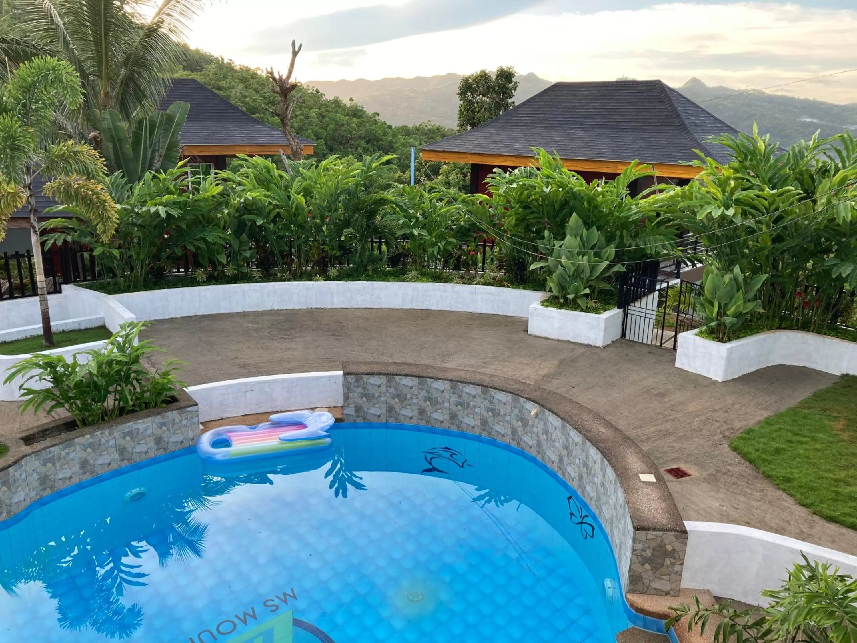 Property building in MS Mountain Cabin