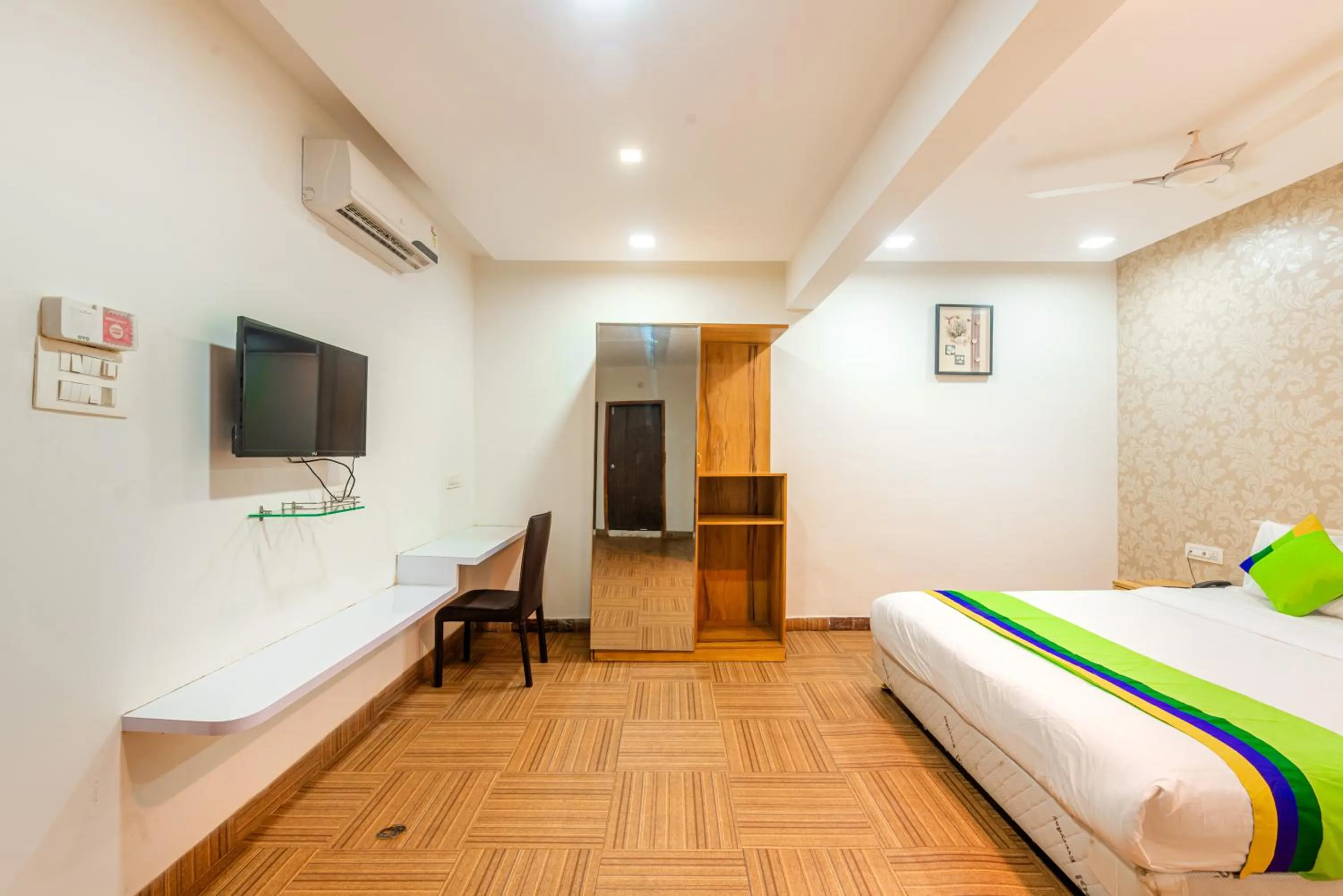 Bed in Treebo Trend Spring Brooks - Koregaon Park