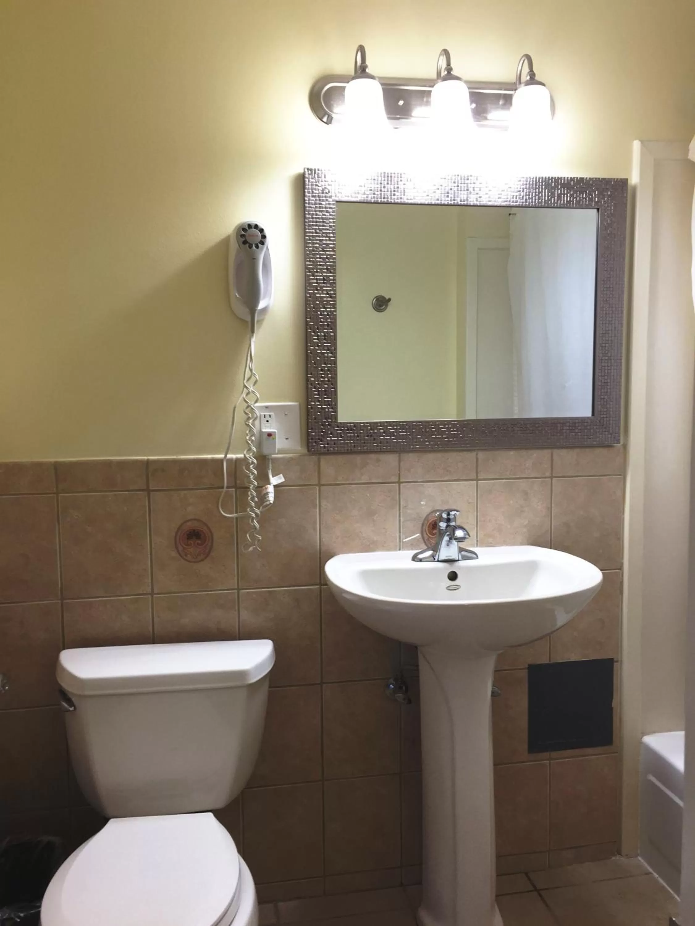 Bathroom in Surf Motel