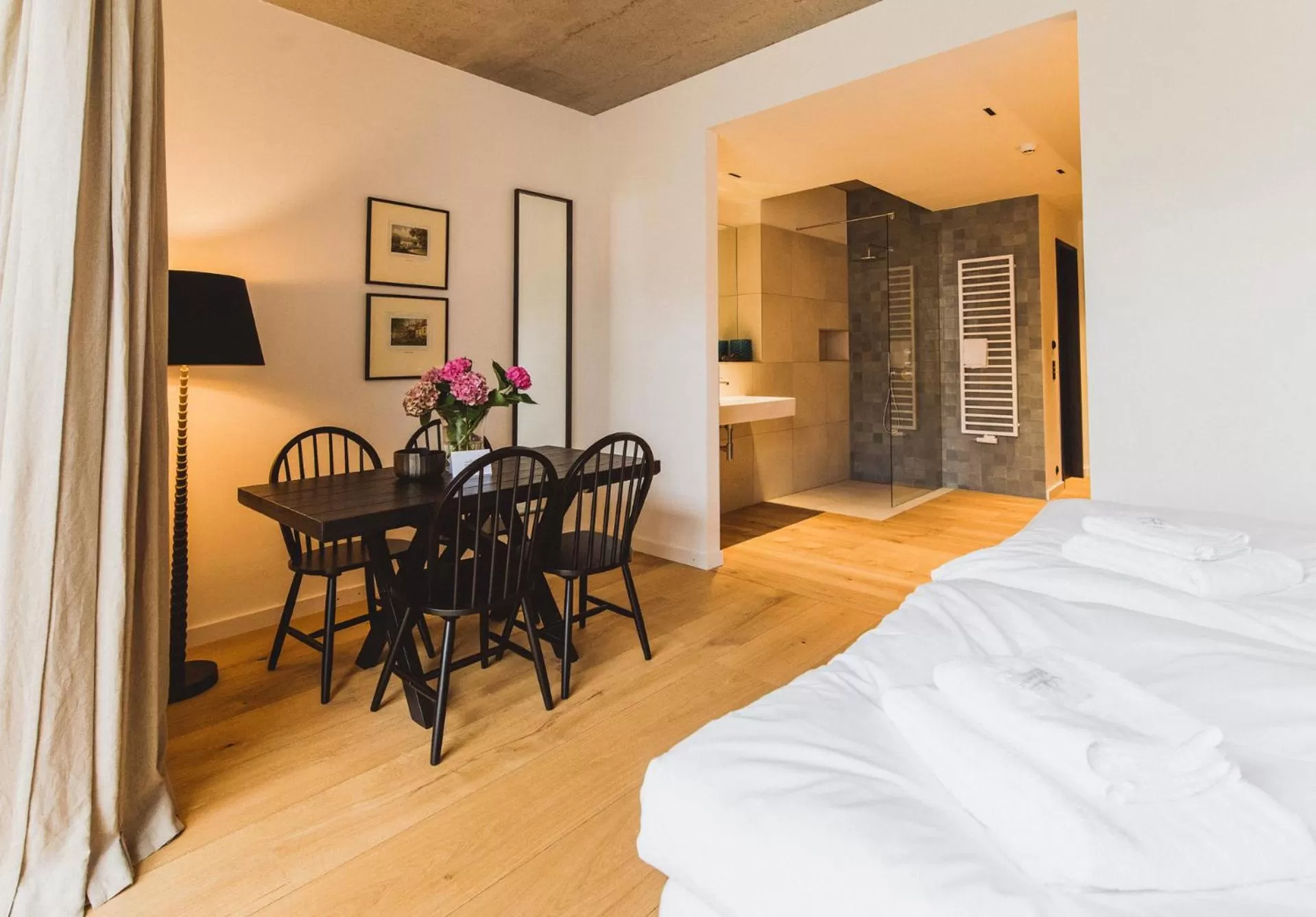 Bathroom, Bed in Gut Damp Ferien Lofts